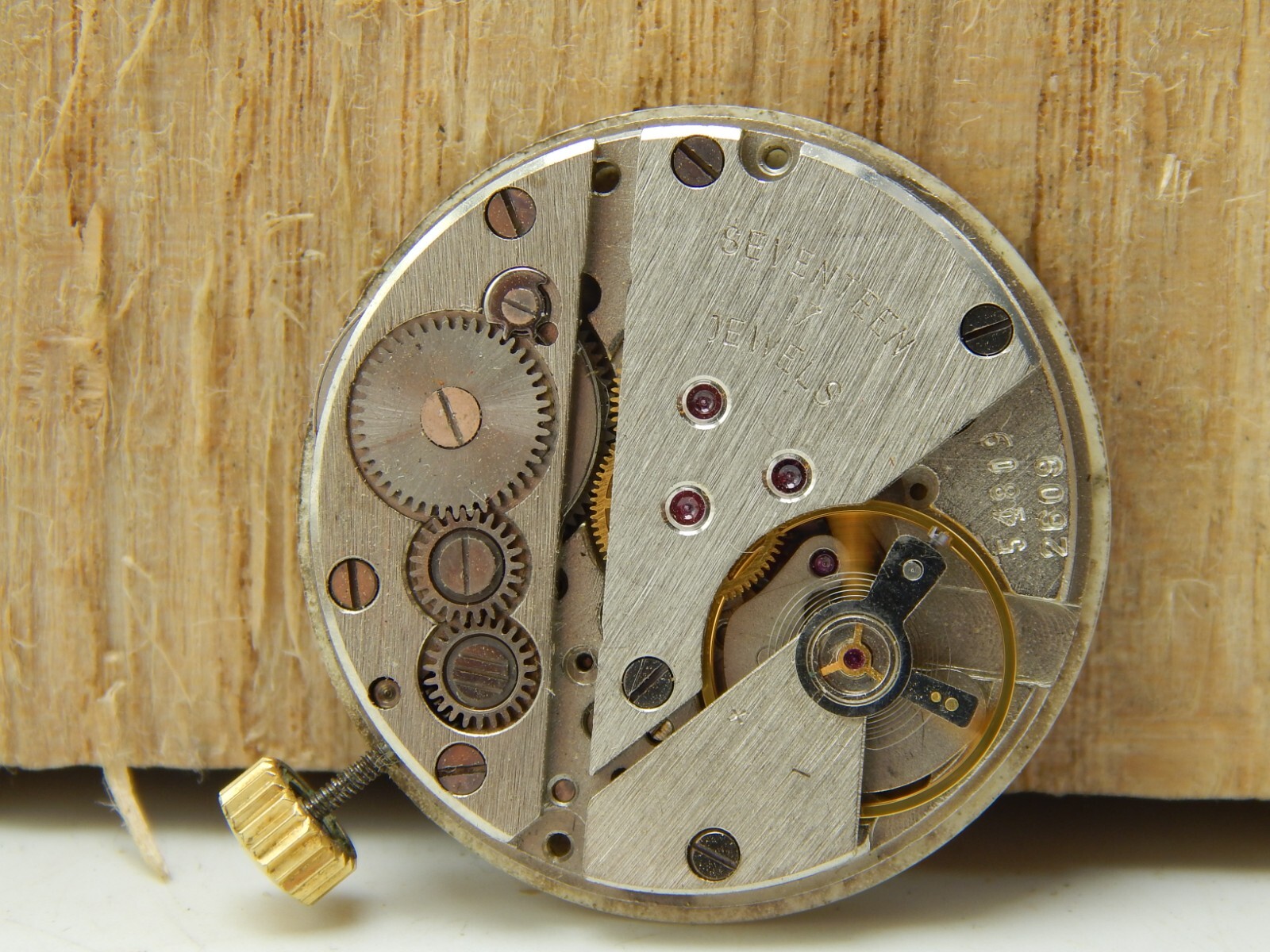 Vintage Westclox 17 jewel men’s wrist watch movement with good Balance & dial