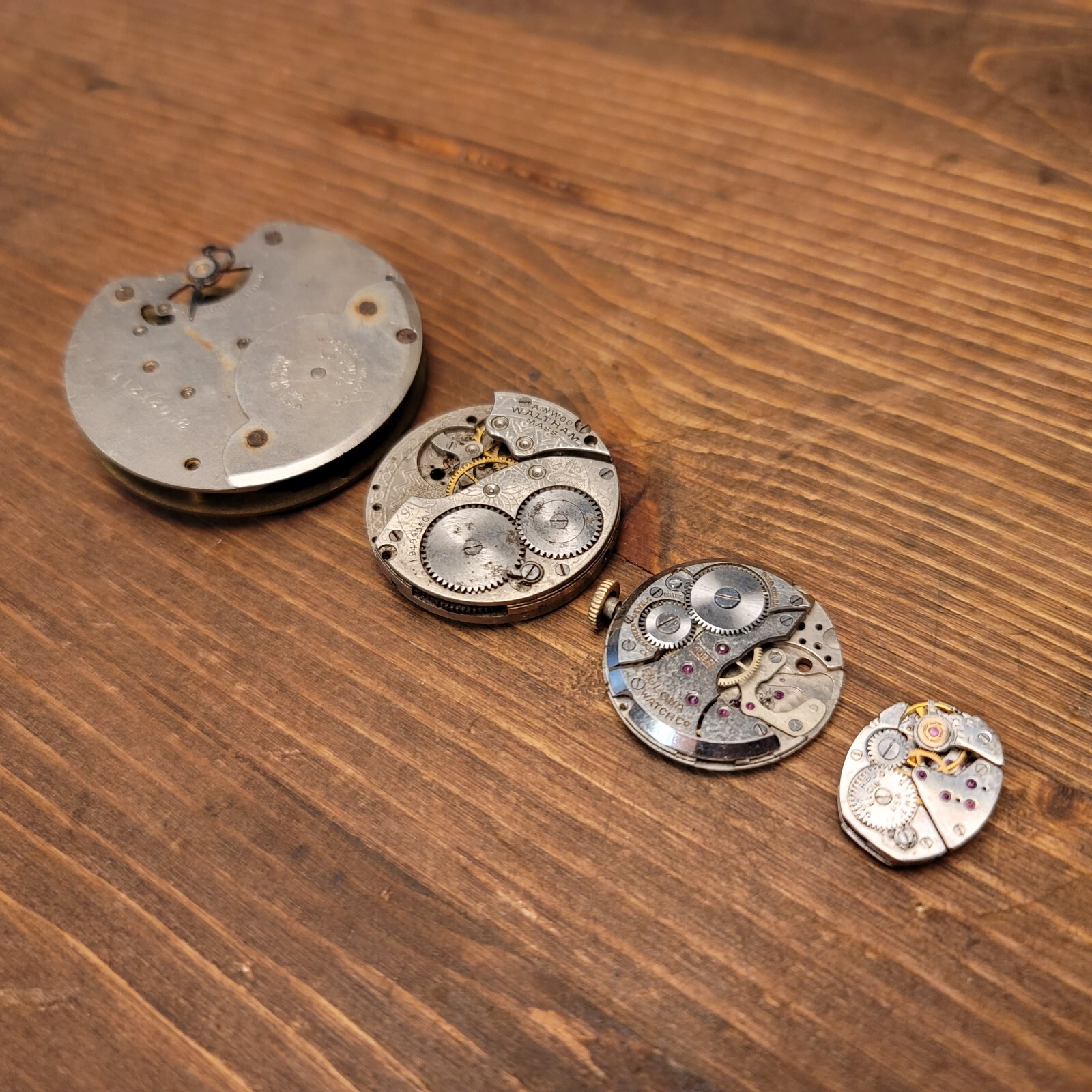 Lot of 4 VTG Watch Movement for Parts – Elgin / Bulova / Waltham / Ingersoll