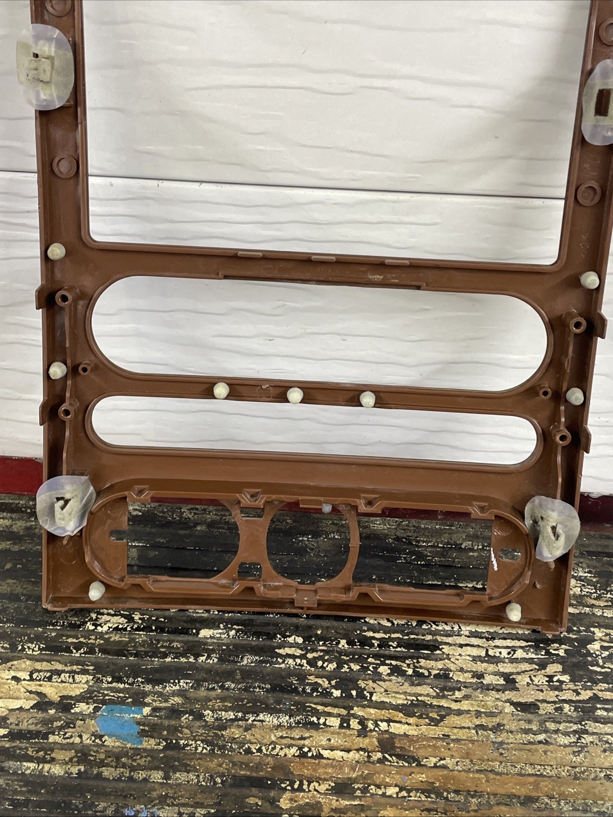 2004 – 2008 FORD F – 150 RADIO BEZEL WOODGRAIN Oem Used