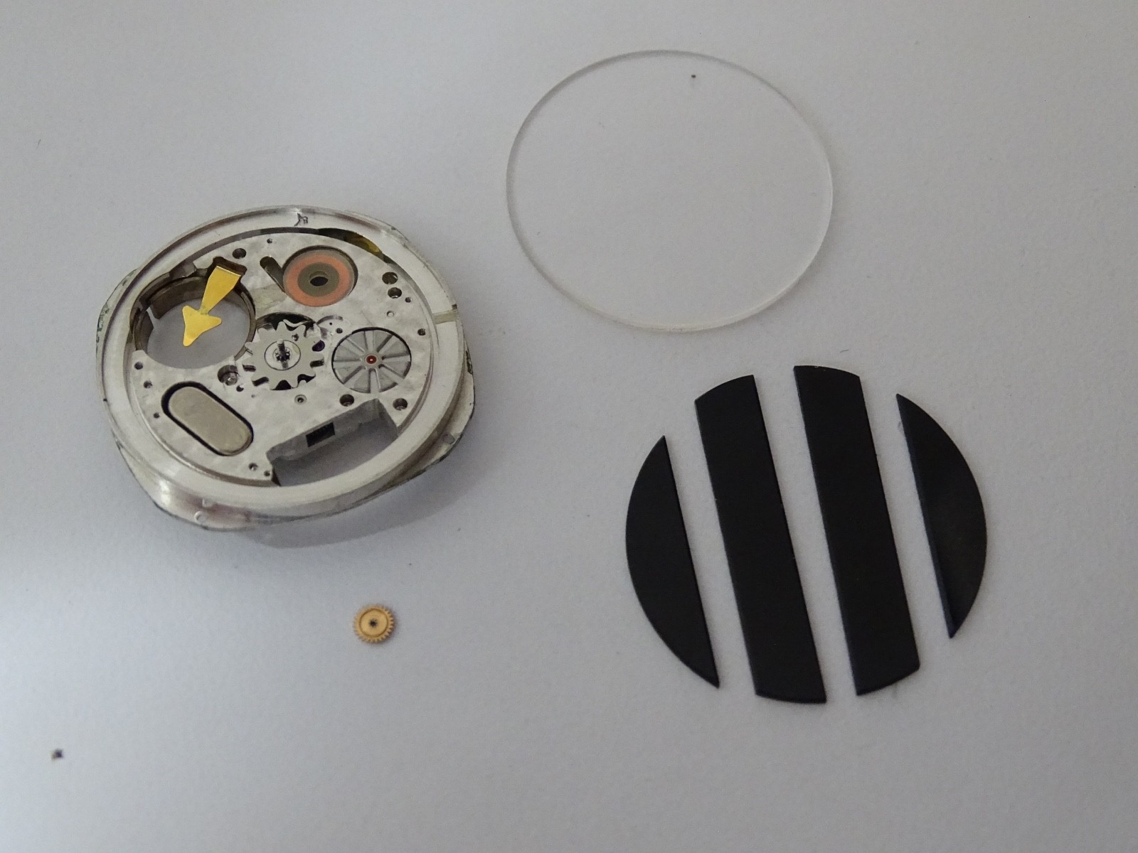 Piaget Polo 7P3 Quartz Movement & Onix Dial Parts Running