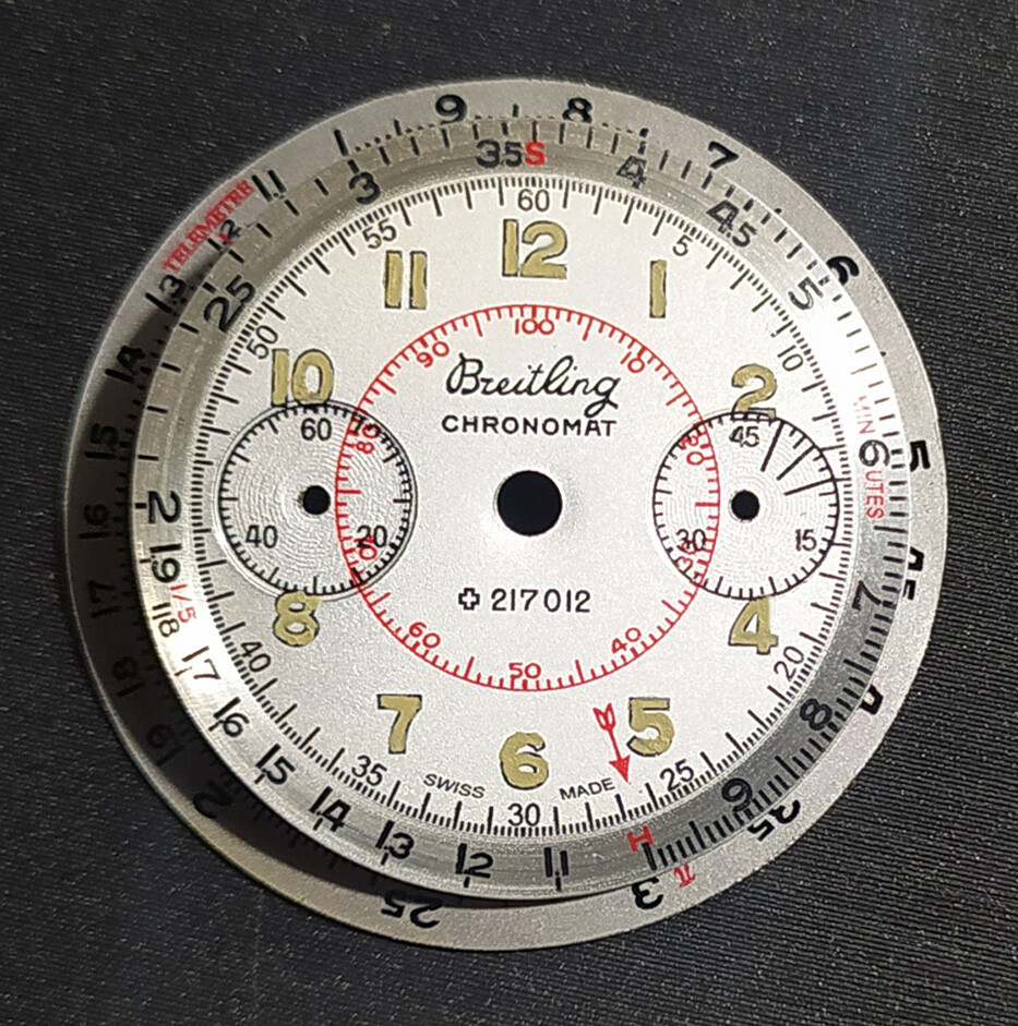 Breitling Chronomat watc hdial and Bezel