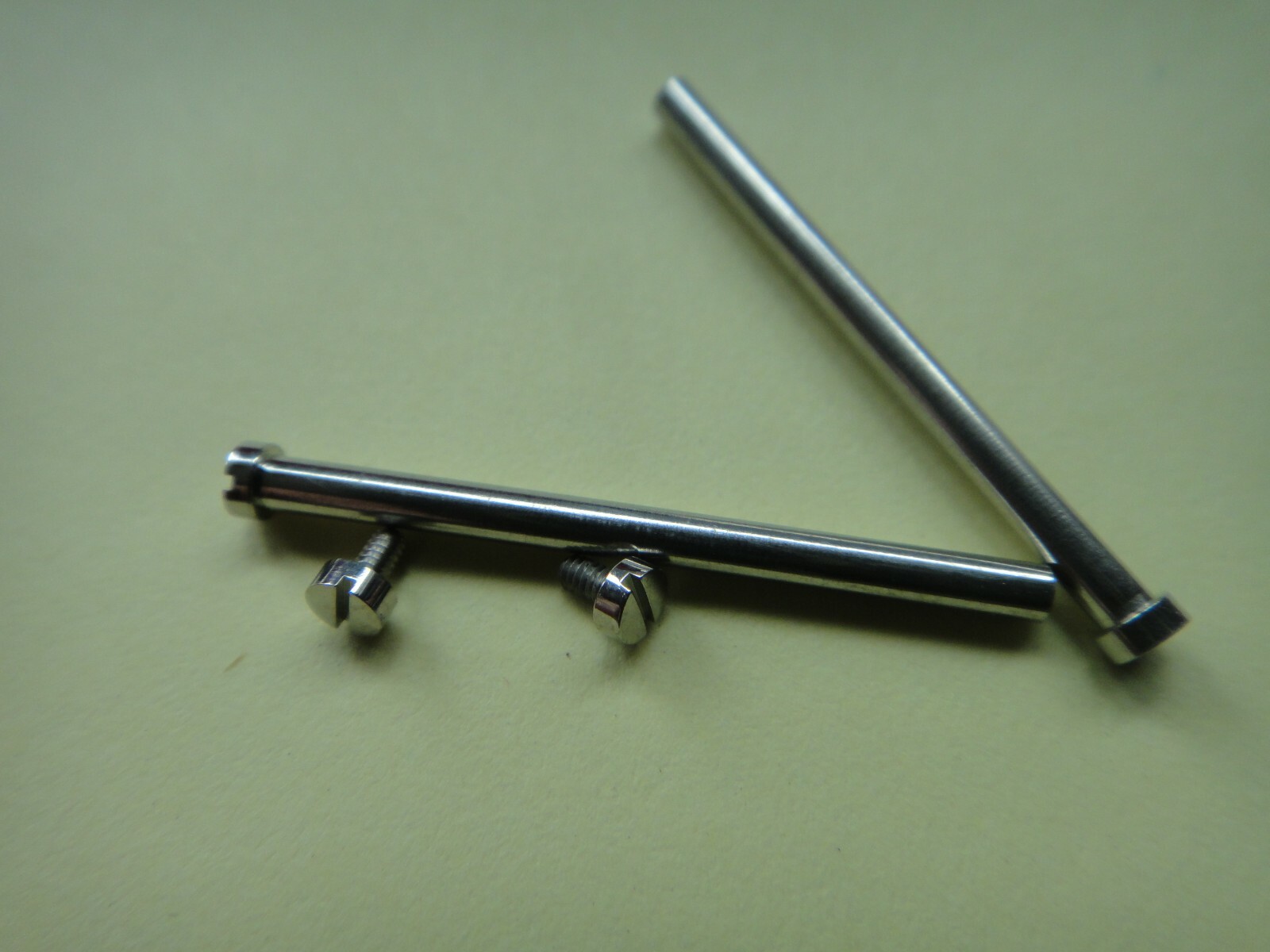 Pair ORIS screws bar pin tube 7653 Aquis Date Ø 43mm band strap bracelet 42631