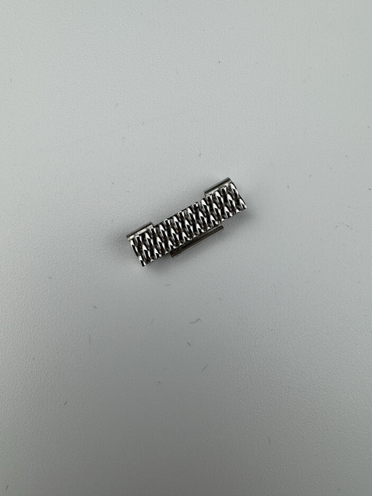 Genuine Breitling Superocean 20mm Milanese Link
