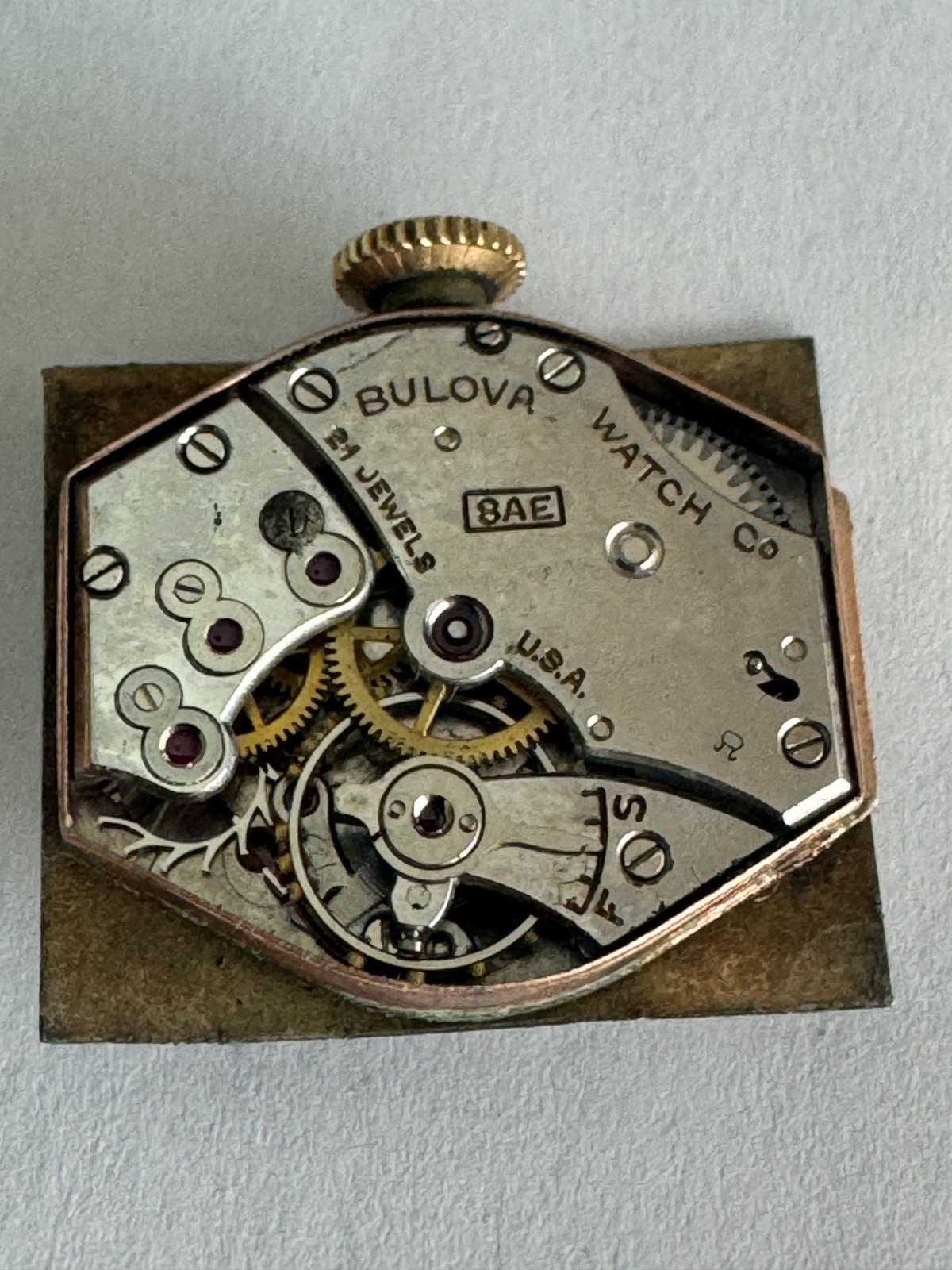 VINTAGE MENS BULOVA WRISTWATCH MOVEMENT CAL. 8AE RUNNING GREAT 21 JEWEL