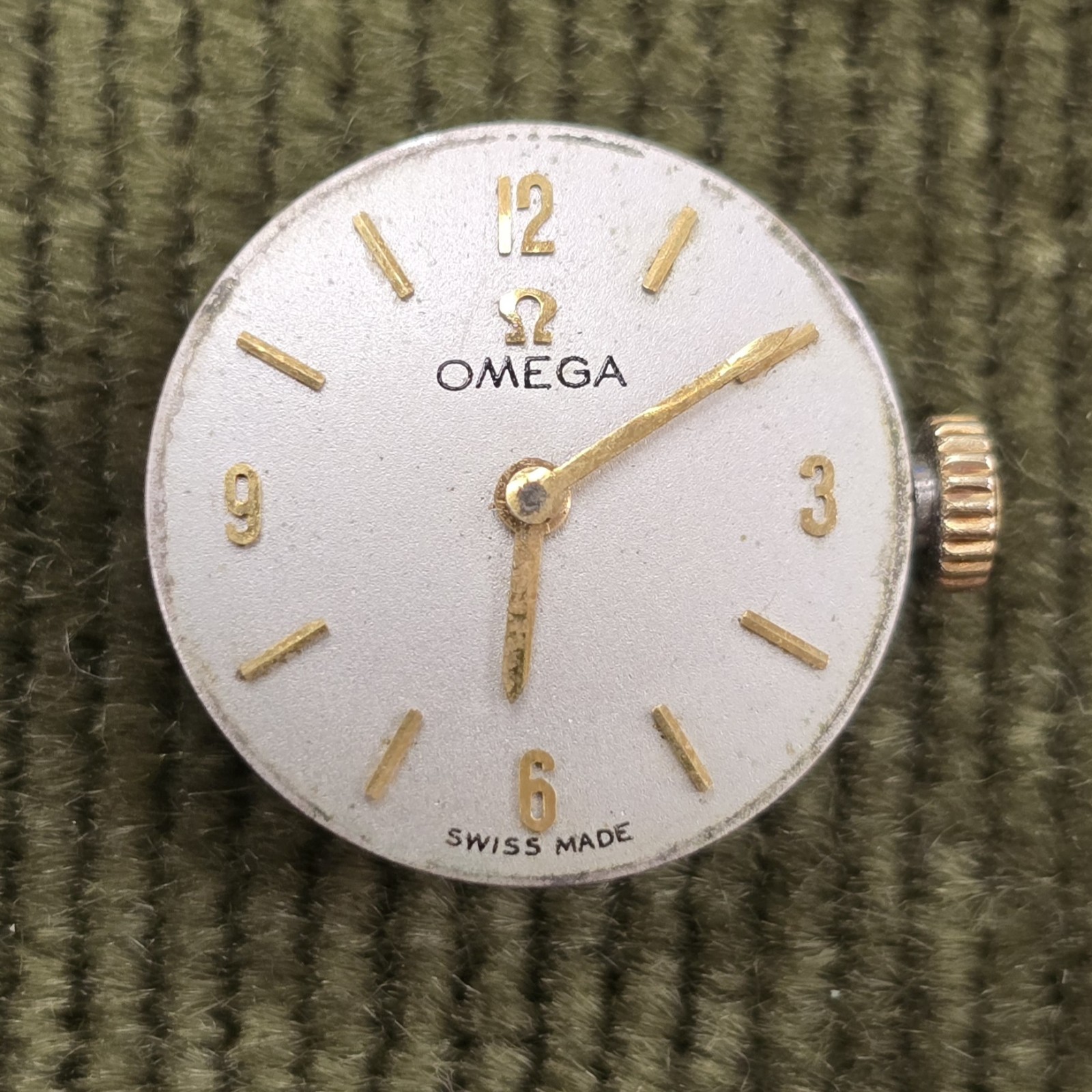 Vintage Omega Cal. 484 17 Jewel Watch Movement & Dial For Parts Or Repair Swiss