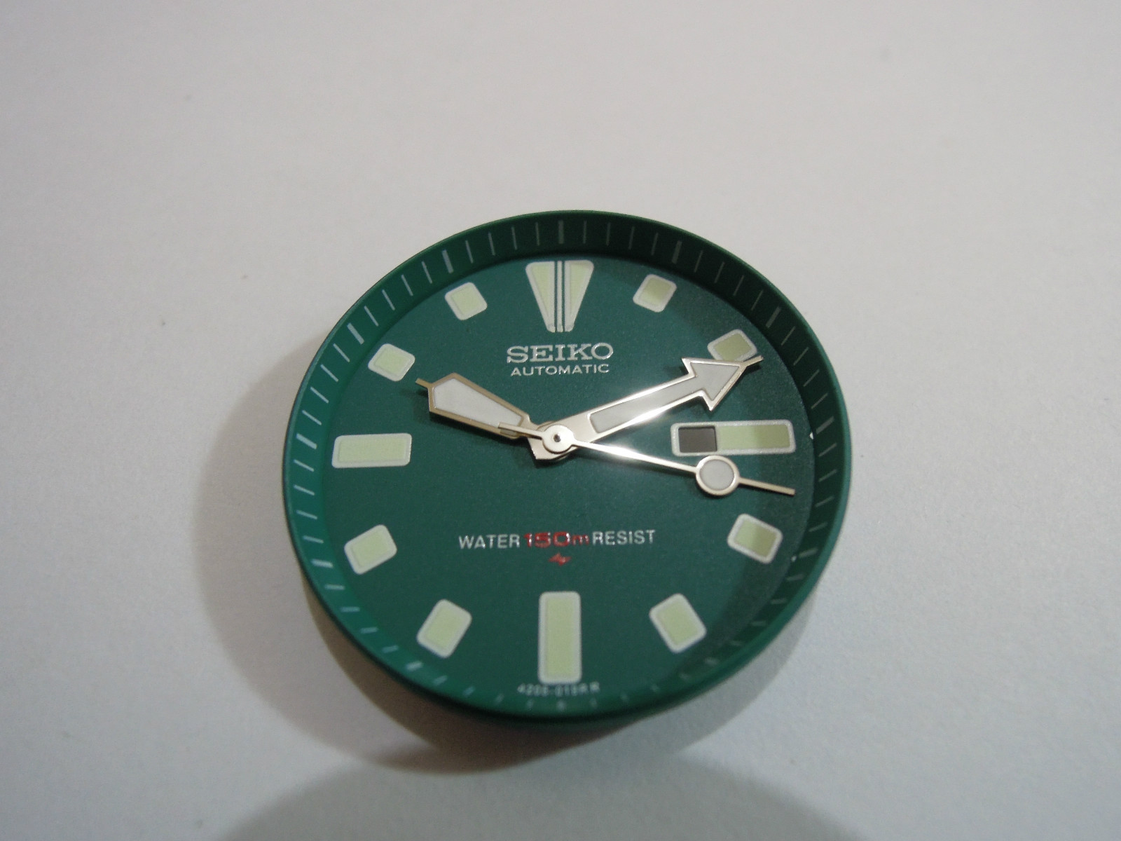 NEW GREEN DIAL,HANDS, BLACK BEZEL INSERT MEDIUM DIVERS 4205-0150/0156 WATCH