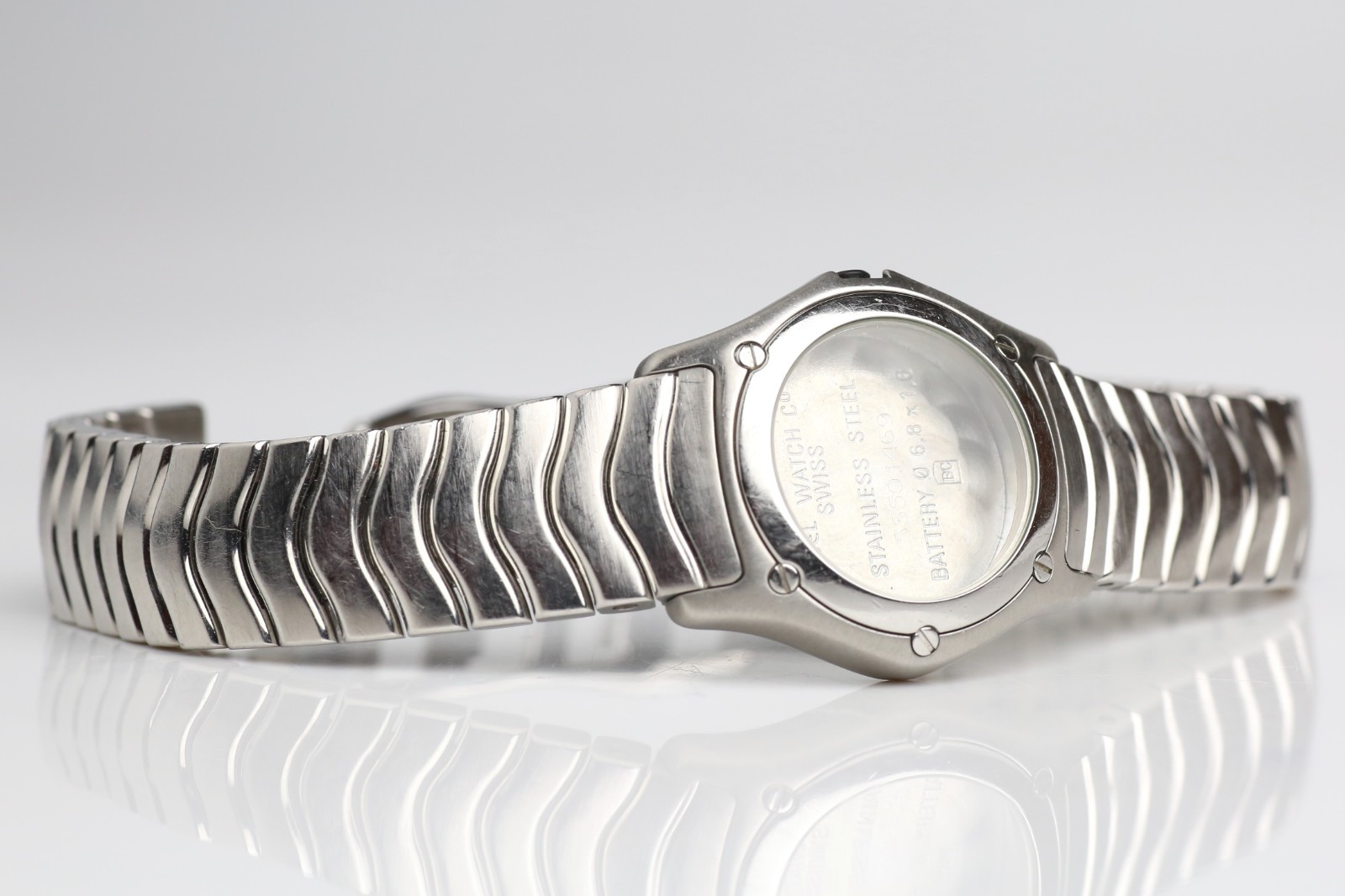 Ebel Classic Wave Quartz Ladies Case & Bracelet, 9157F11