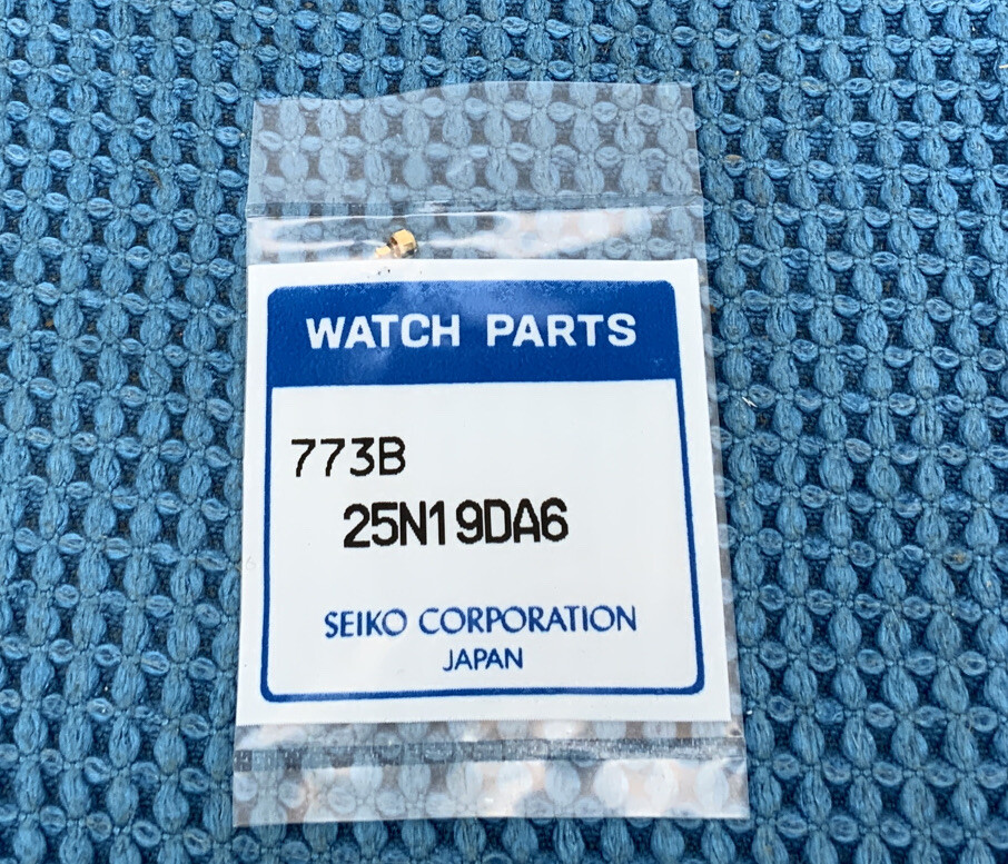 Seiko Crown 25N19DA6 Original Sealed. New Old Stock. 22m-30n L