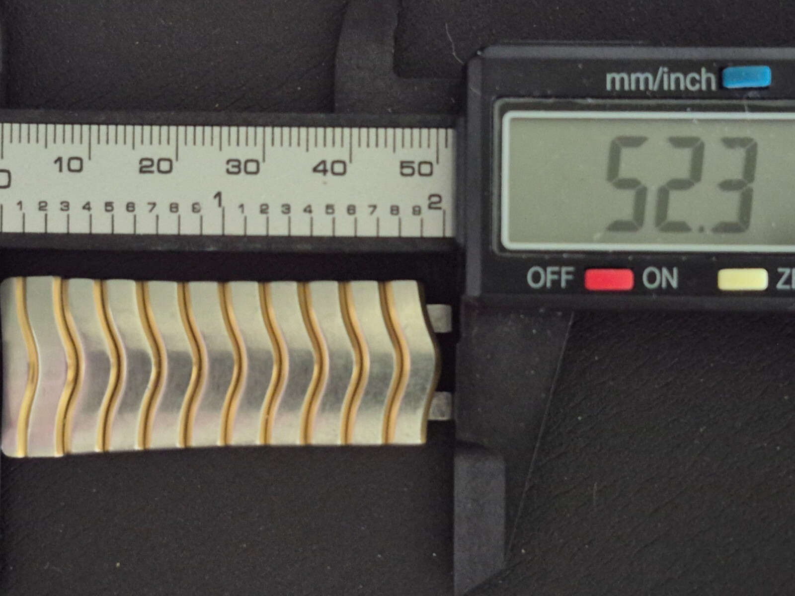 EBEL End piece and Segment 19.4mm to 20.9mm Fits 21mm Lug diam case Classic Wave