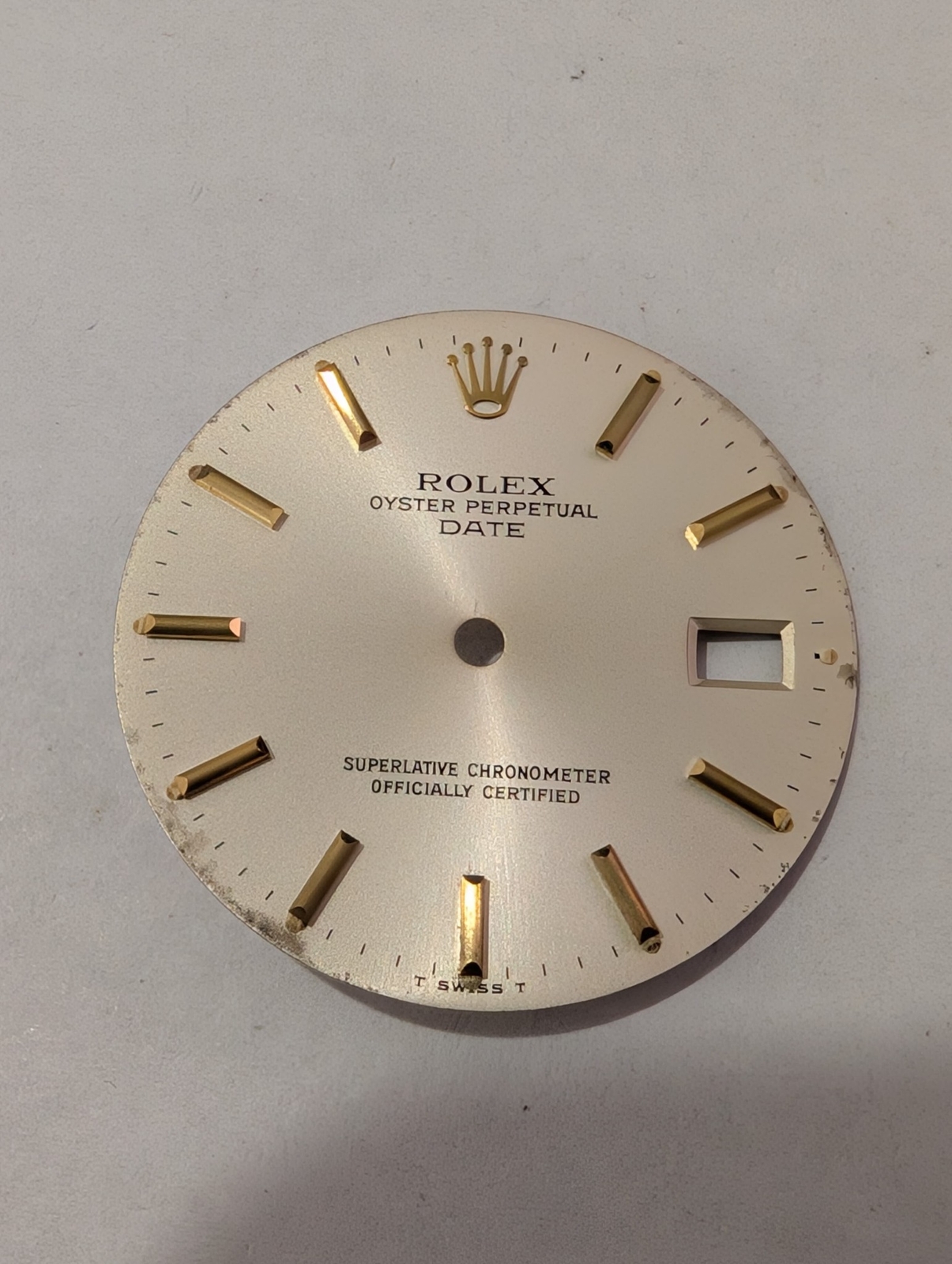 ROLEX OYSTER PERPETUAL DATE 34MM NON-QUICK DIAL – GOOD CONDITION 1500/1501