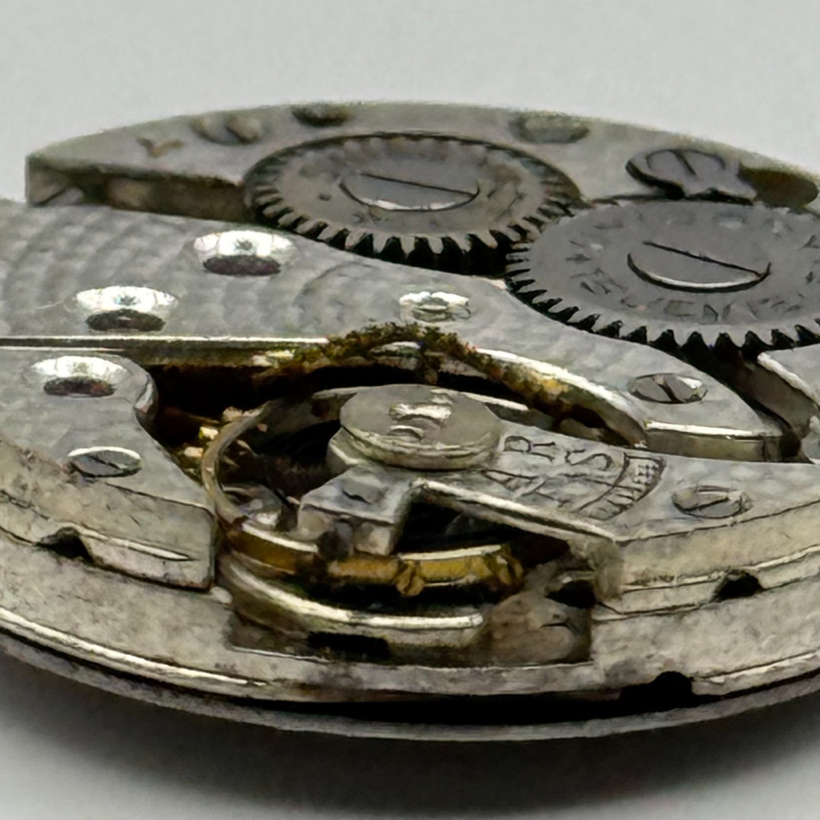 Unicorn Watch Movement Swiss 15 Jewels Small Manual Wind Parts 19.6mm