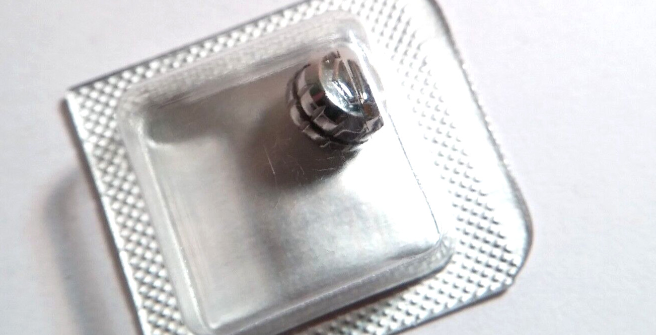 Tag Heuer WHITE screwdown crown 6.7mm x4.2. M0.9 Tag-35. NEW sealed