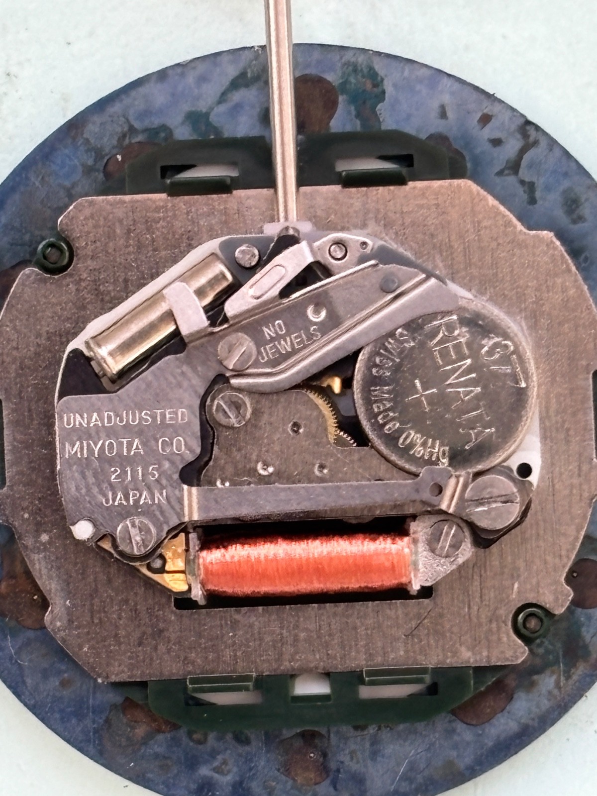 1 Genuine Miyota 2115 Quartz Movement with dials & hands 3 o’clock date New