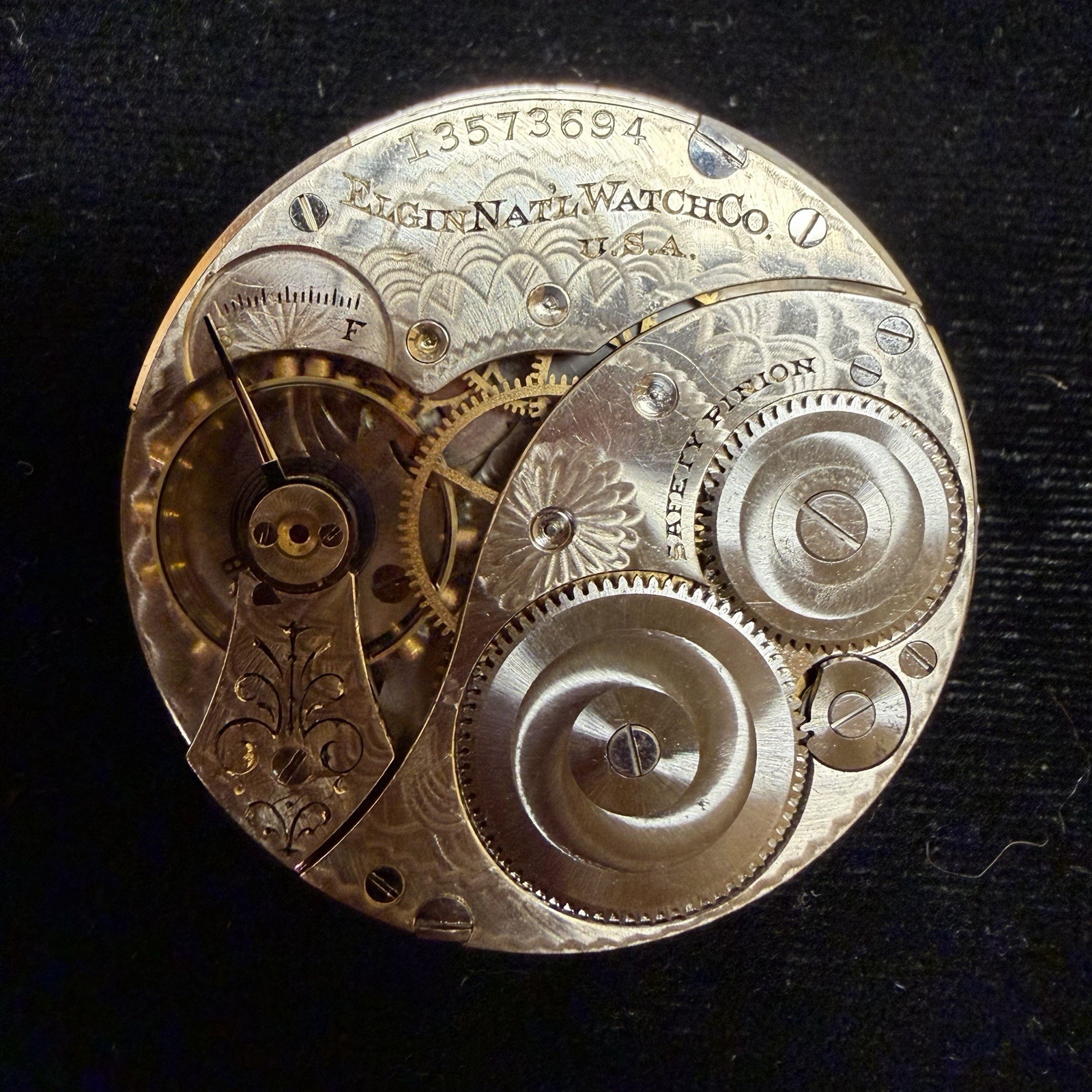 Vintage Elgin Grade 301 12s 7J Pocket Watch Movement & Dial For Parts Or Repair