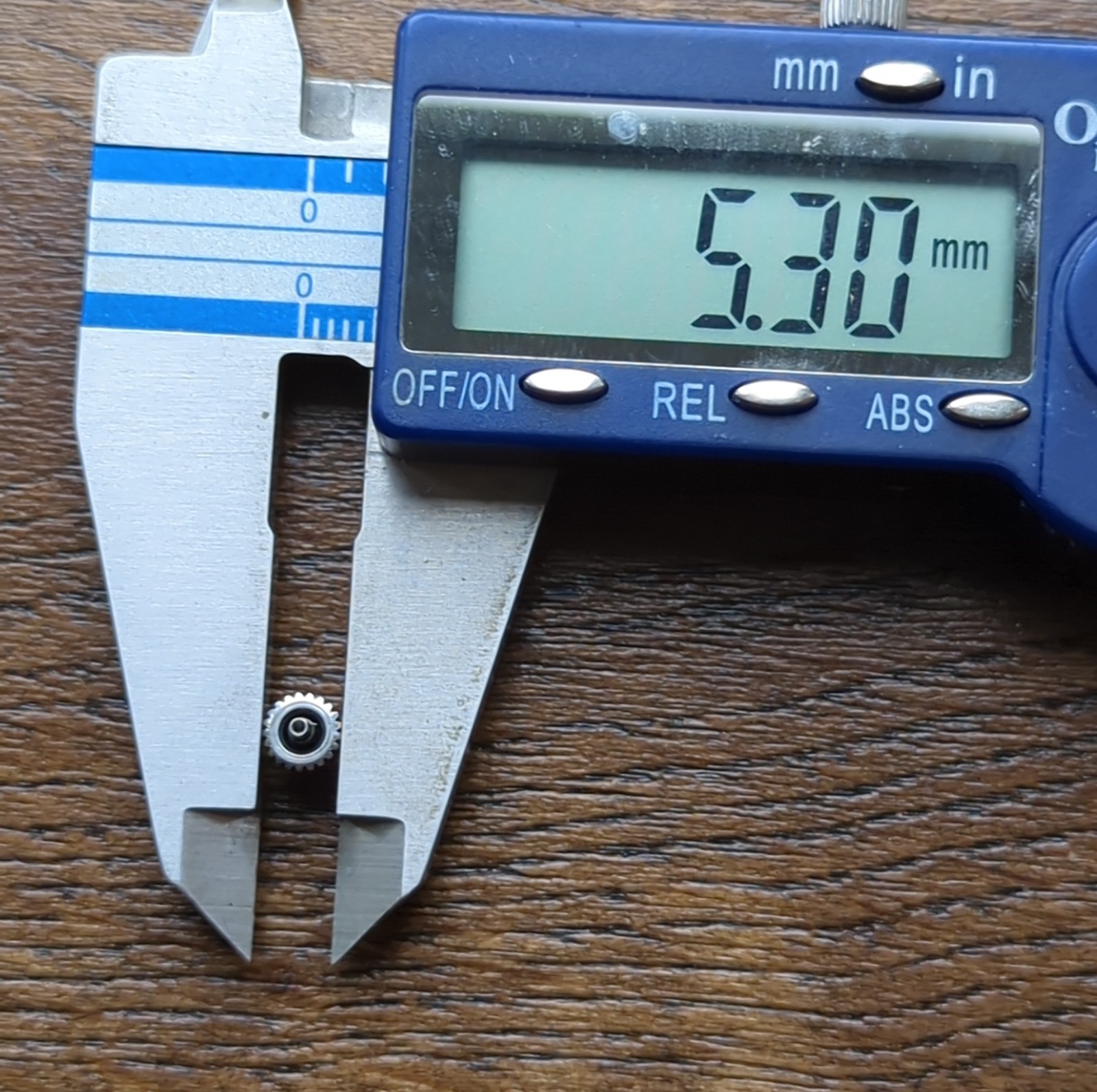 Tag Heuer WJF211D Link Tiger Woods Watch Crown Part 5.3mm (A84)