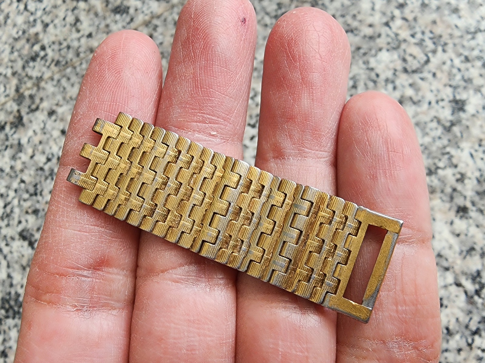 Used Links for nsa bracelet men size gold color 18mm 2