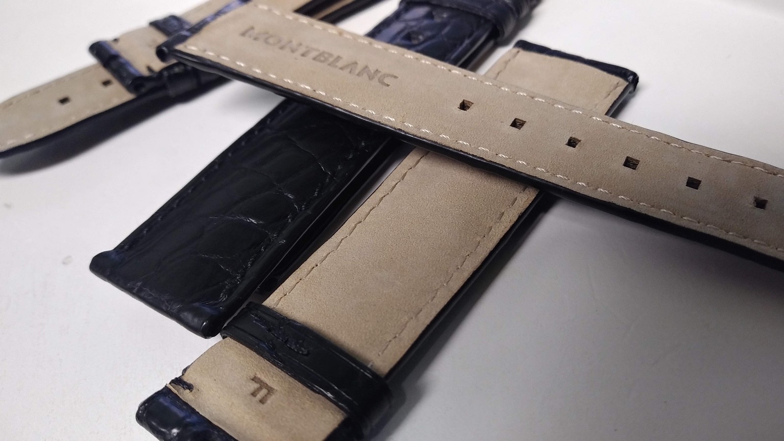 Genuine Montblanc Band Black with black Stitch Alligator 20/18mm NEW