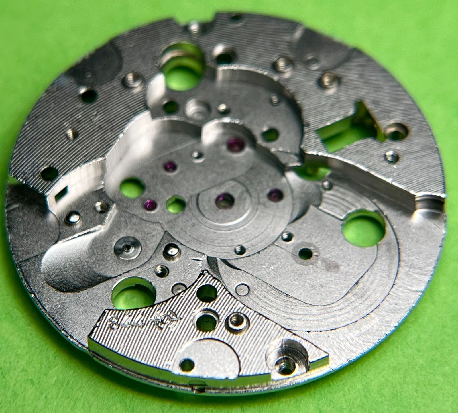 Arogno 844 Platinum – Genuine Parts