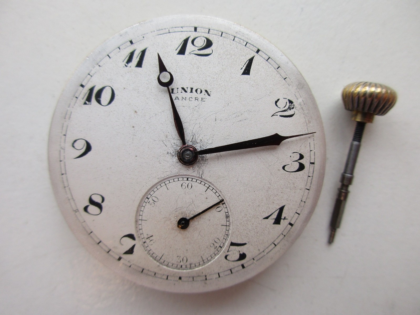 Union crown wind (at 12) pocket watch movement – diam. 42.2 mm – running