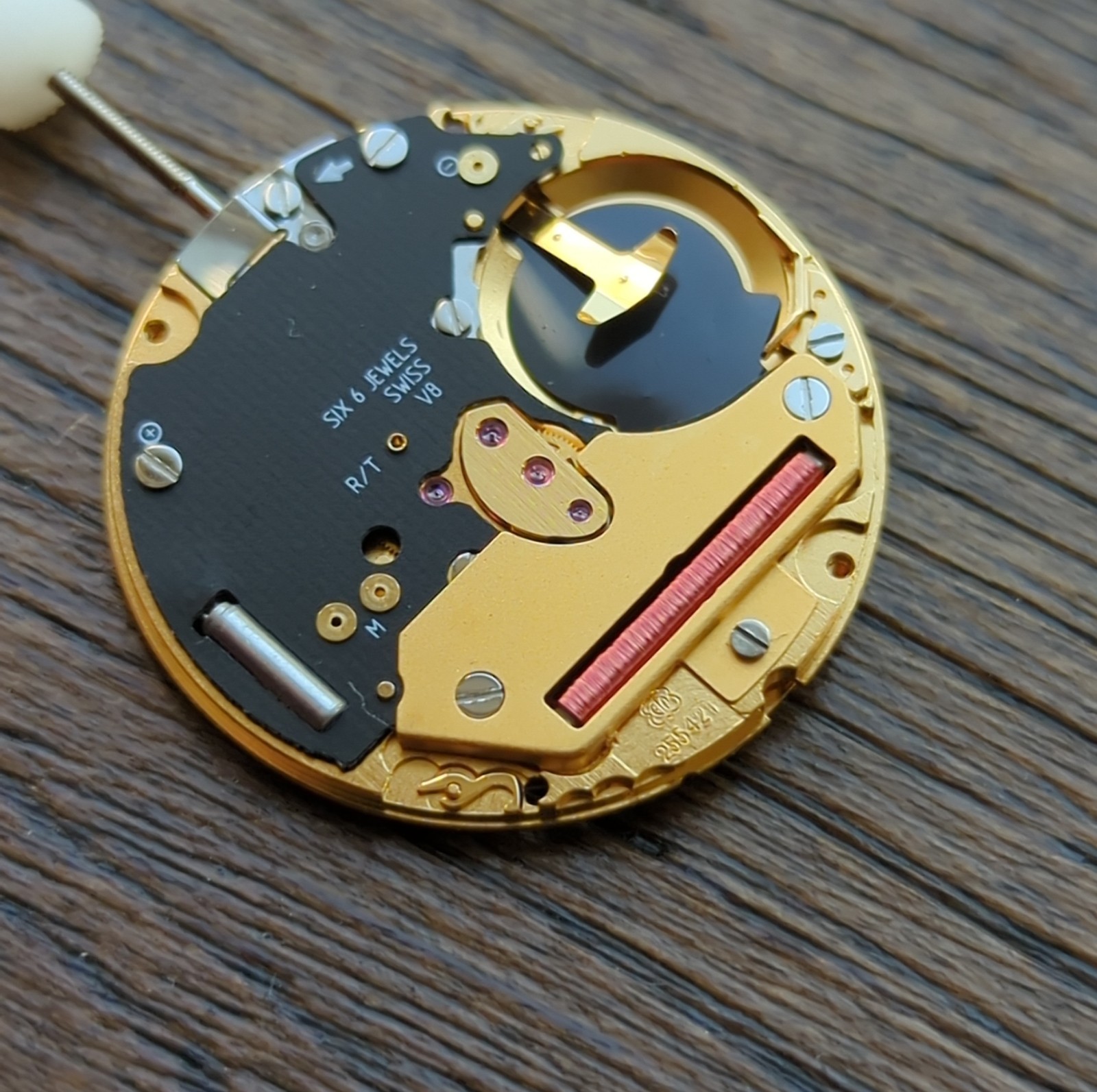 ETA 255.421 New Old Stock Quartz Watch Movement (AR70)