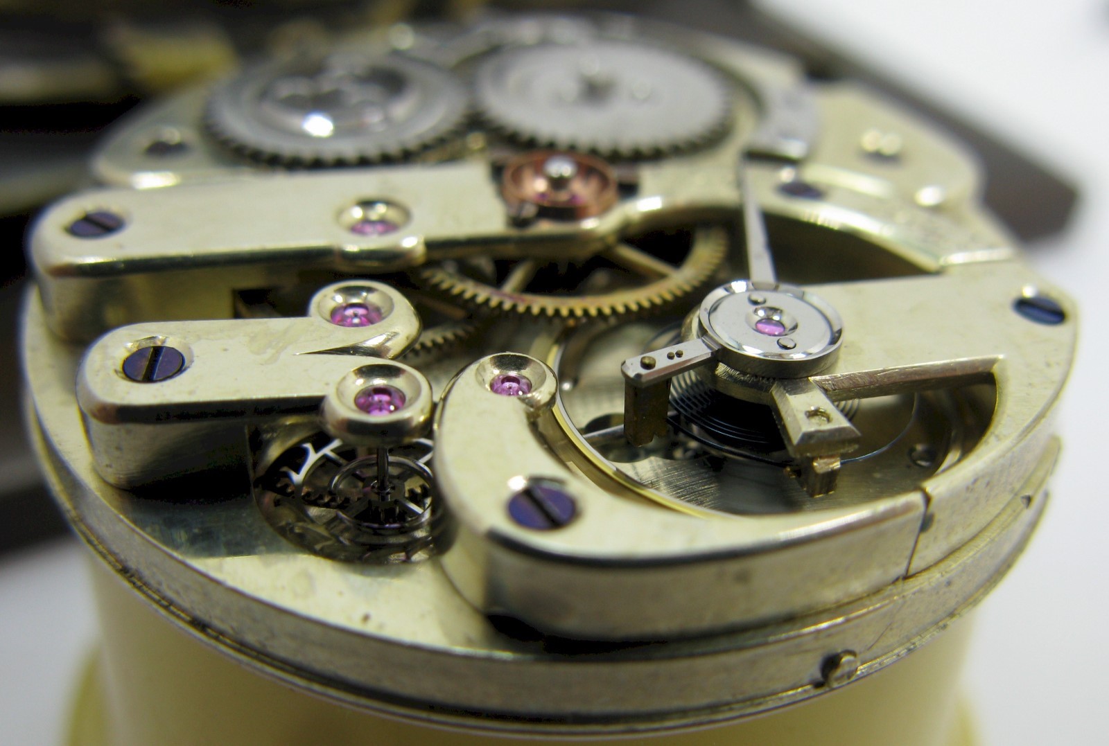 Quality wolf teeth 17 jewels Watch Movement for parts HC & lever set OD 34.1 mm