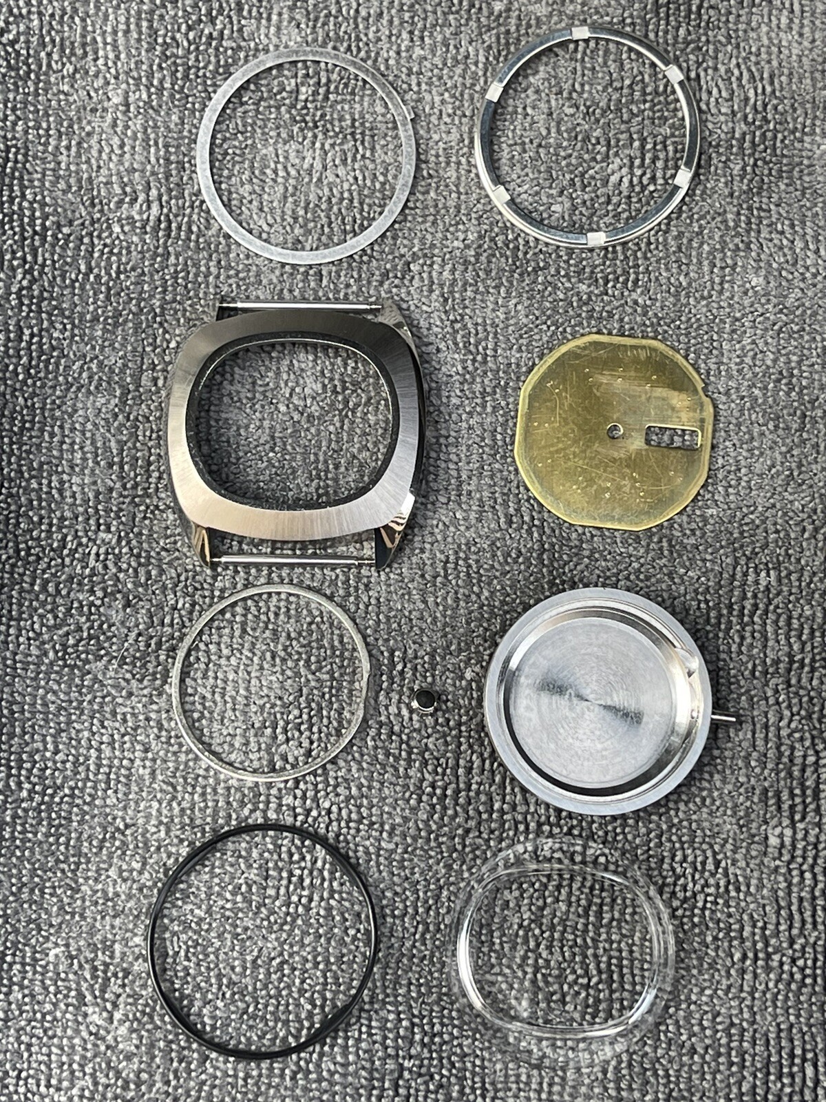 GENUINE NEW OLD STOCK ‘1973 VINTAGE SEIKO 7006-5000 SS CASE