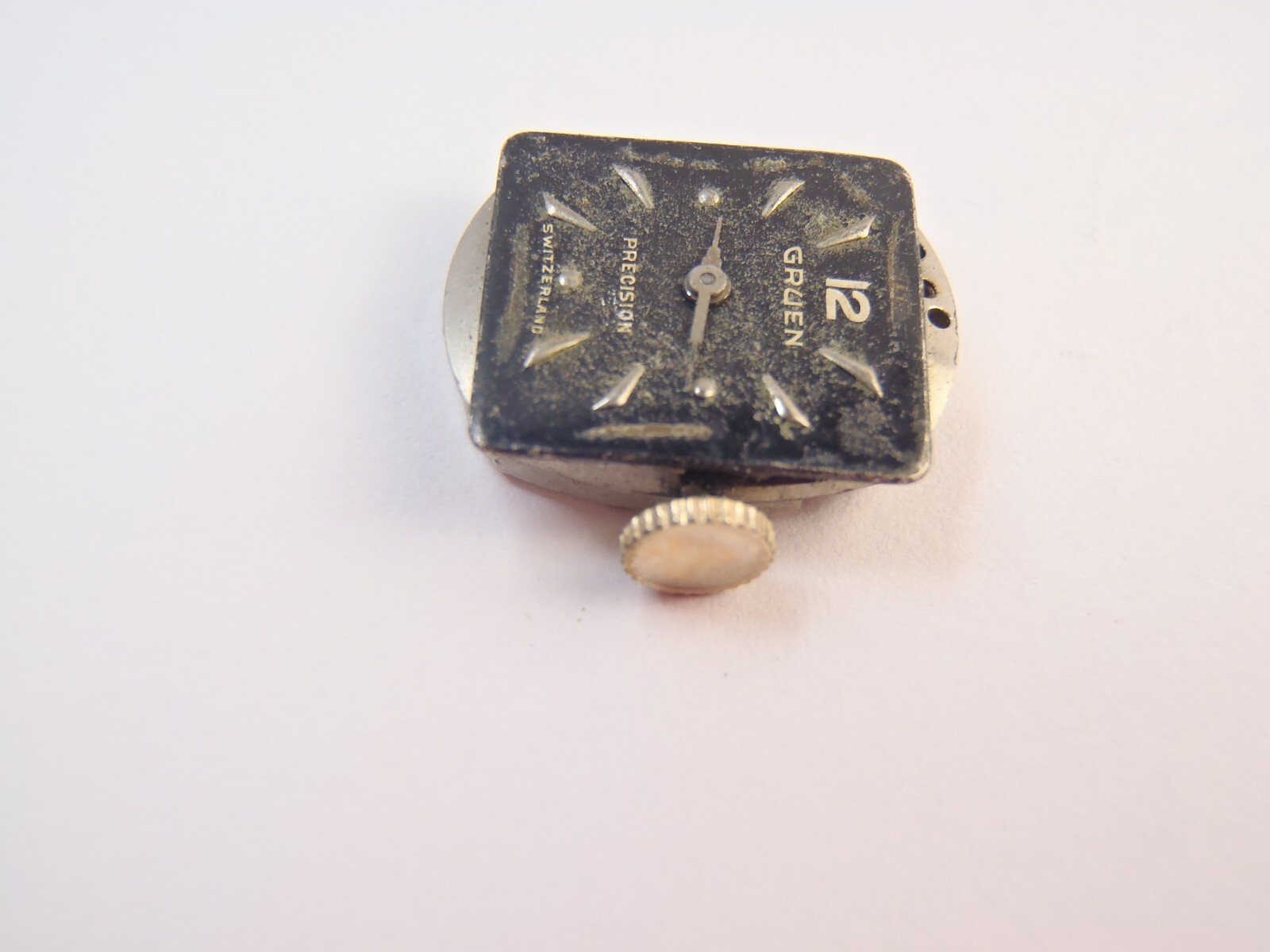 Gruen Precision 275 Watch Movement 17J Hand Winding for Repair or Parts