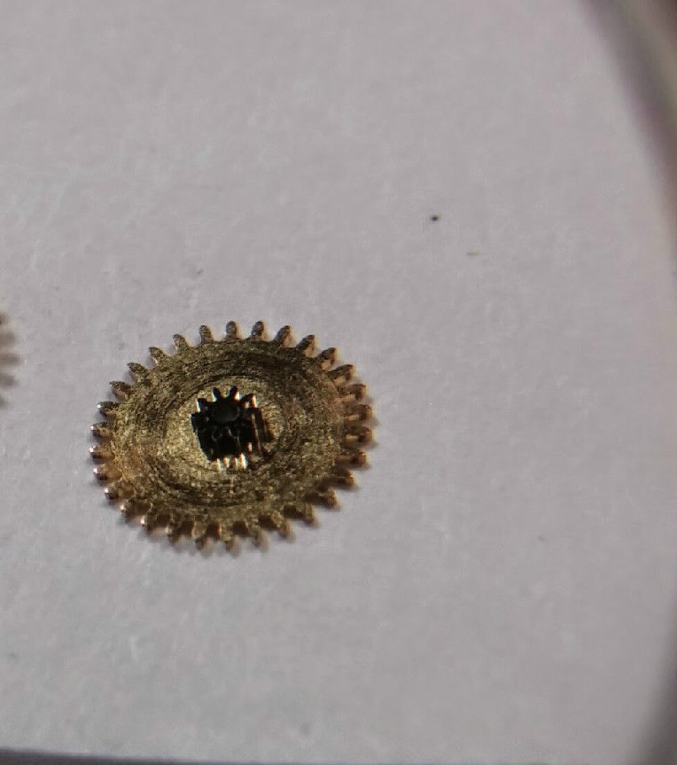 Genuine Rolex 3035 5043 cal 3030 part no 5043 Minute Wheel NEW