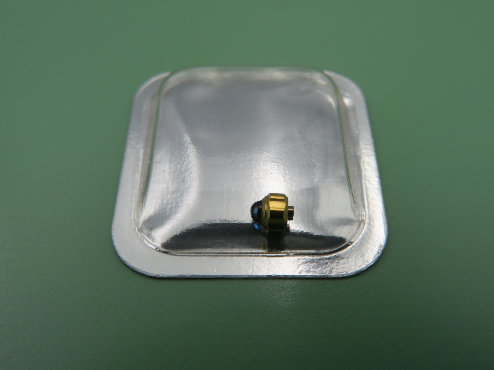 Cartier Tank Must GM 18k Cabochon Crown 622 97314 VC070160 NOS Genuine Part