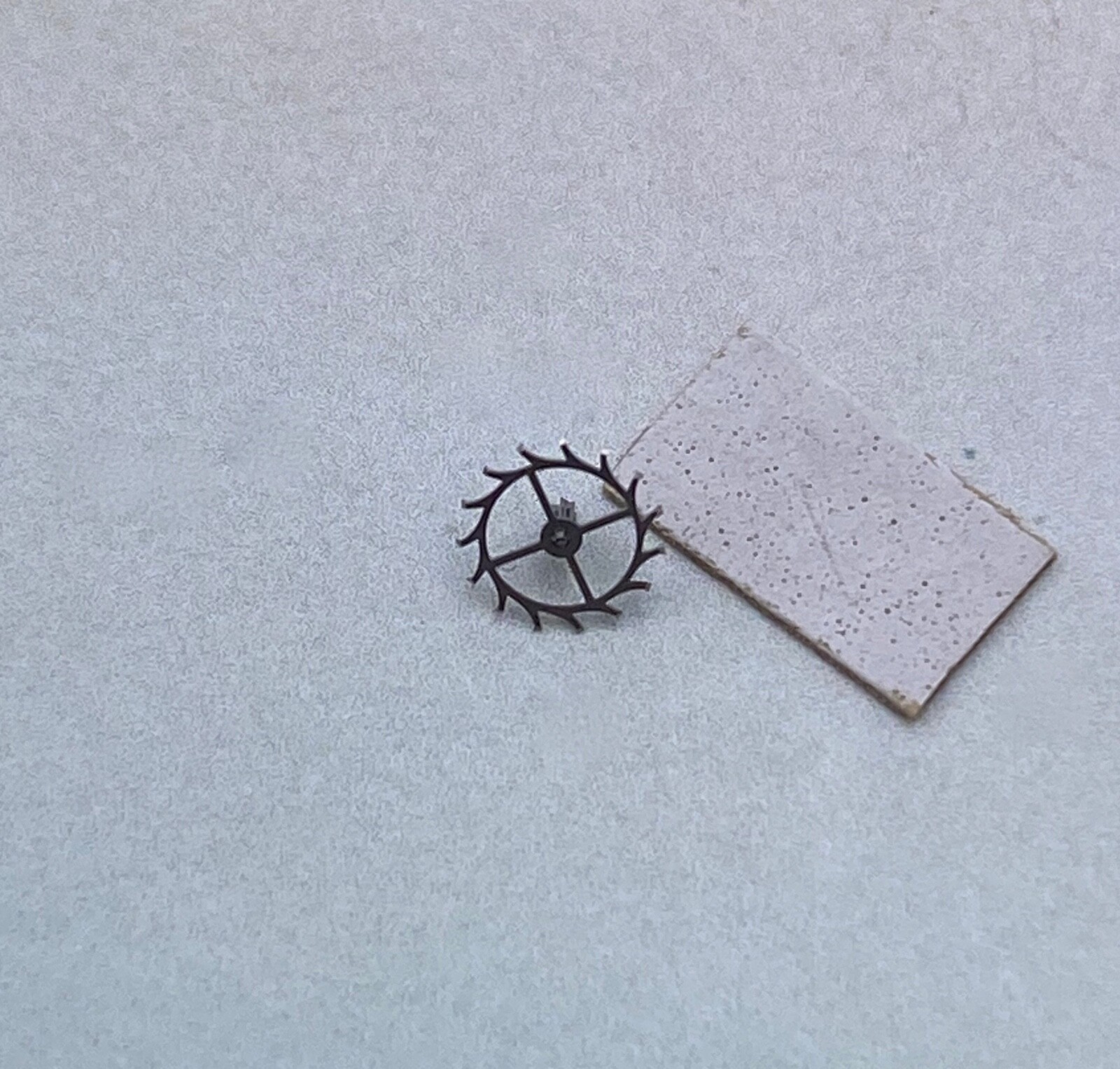 NOS Genuine Omega 640-1305 Escape Wheel.