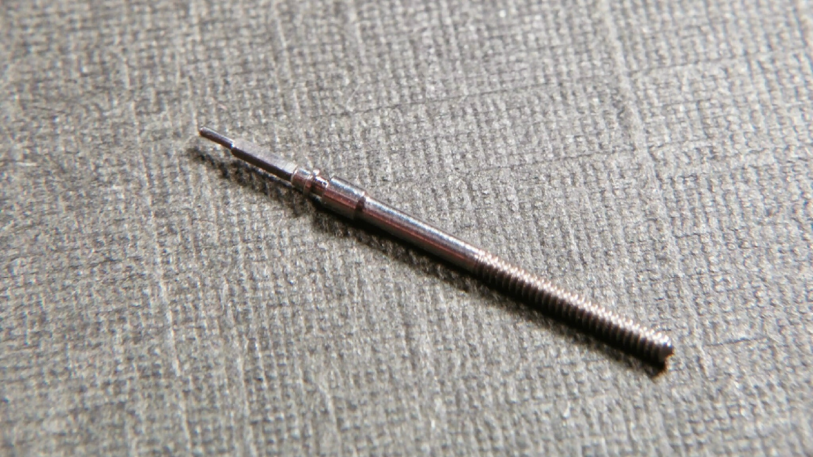 Genuine Vacheron Constantin K 1072 401 winding stem, for automatic watch. tap 10