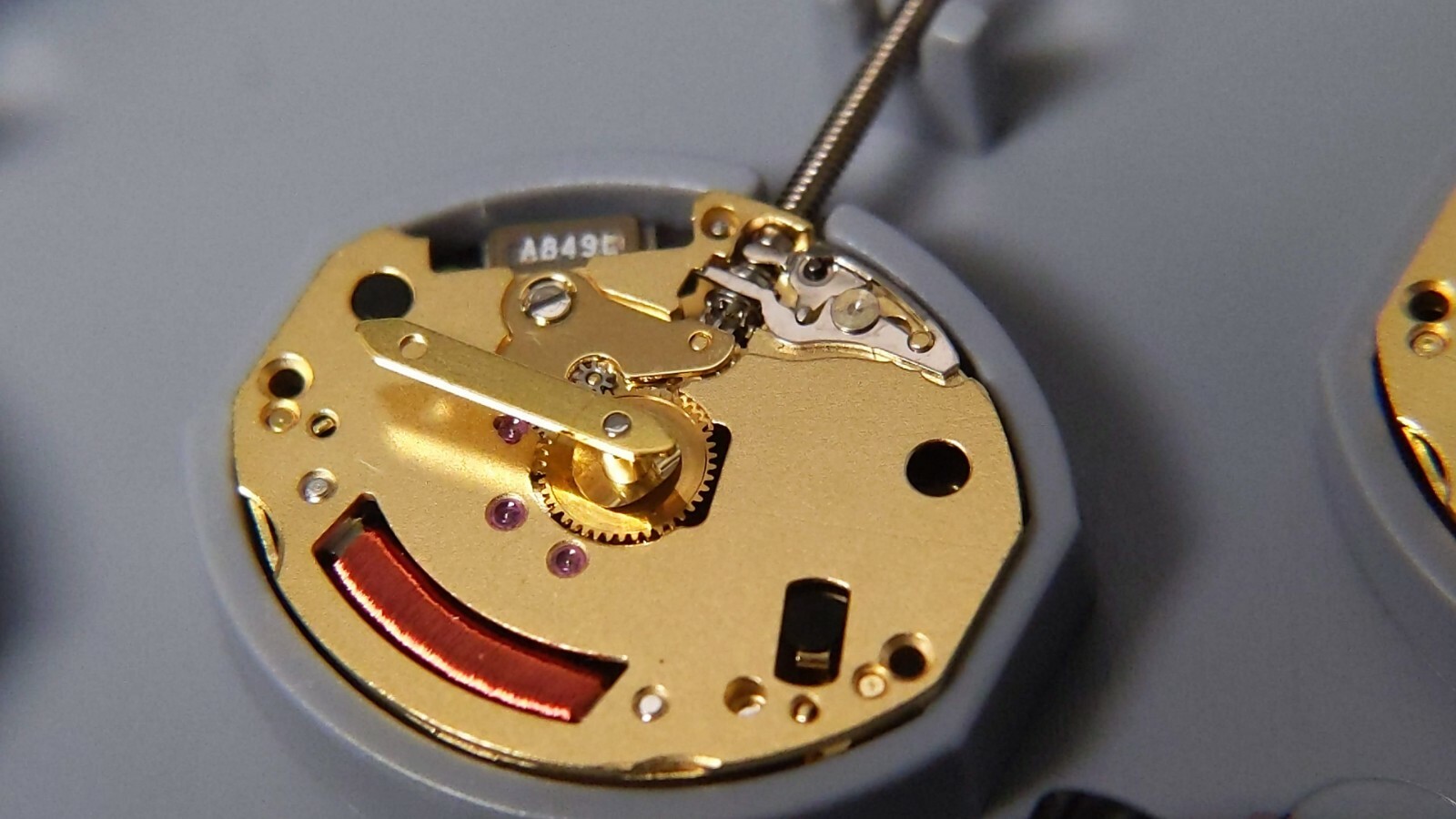 SS3 ETA 976.001 watch movement NEW, Swiss Made (Height 3). total ht 3.3mm