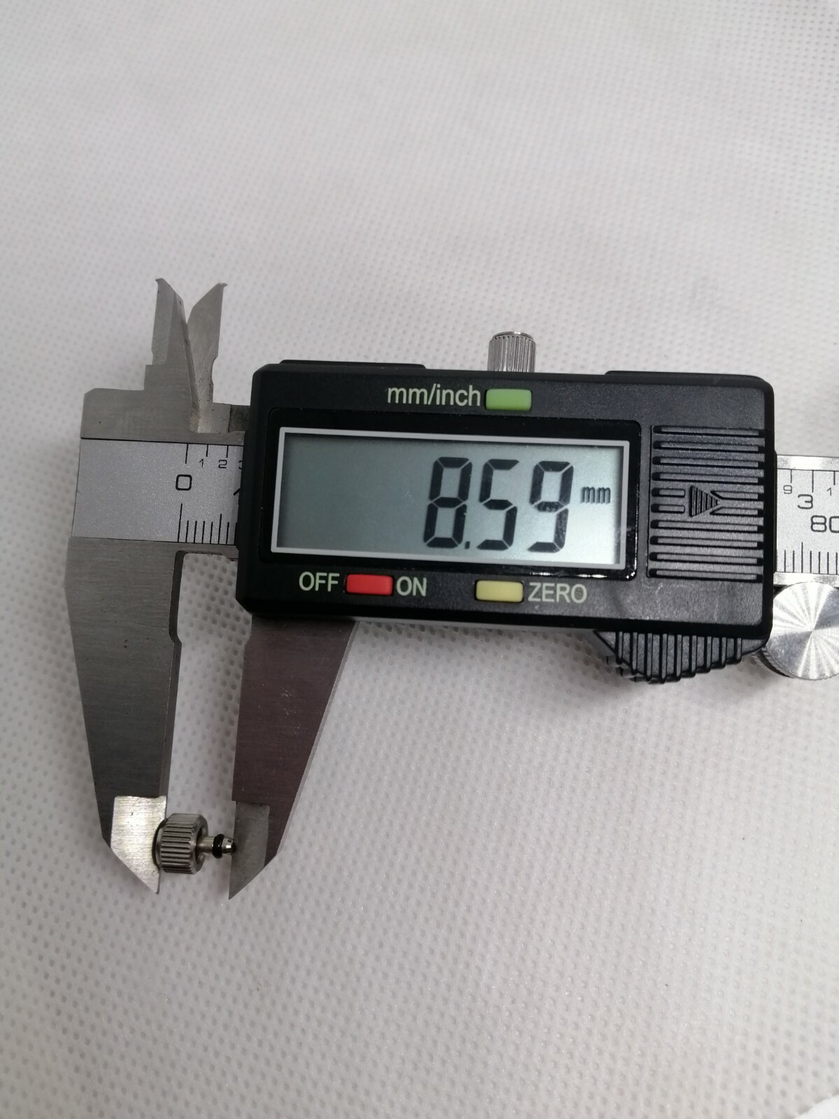 031 SEIKO CROWN AND STEM FOR MEN’S SIZE DIVER’S 7002 7000
