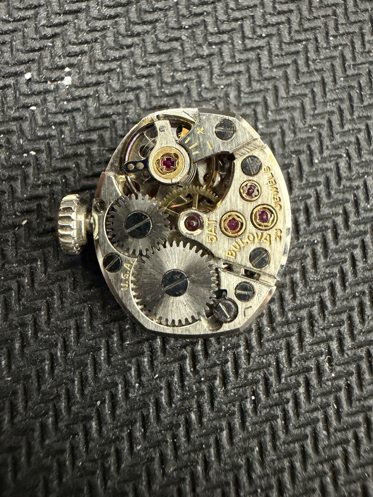 Vintage Bulova 5AT Ladies Oval Watch Movement Running 5 Jewels USA