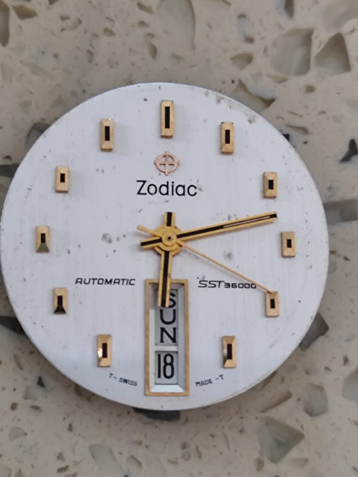 ZODIAC 86 incomplete movment With Dial Good Balance fit for zodiac 76 Used