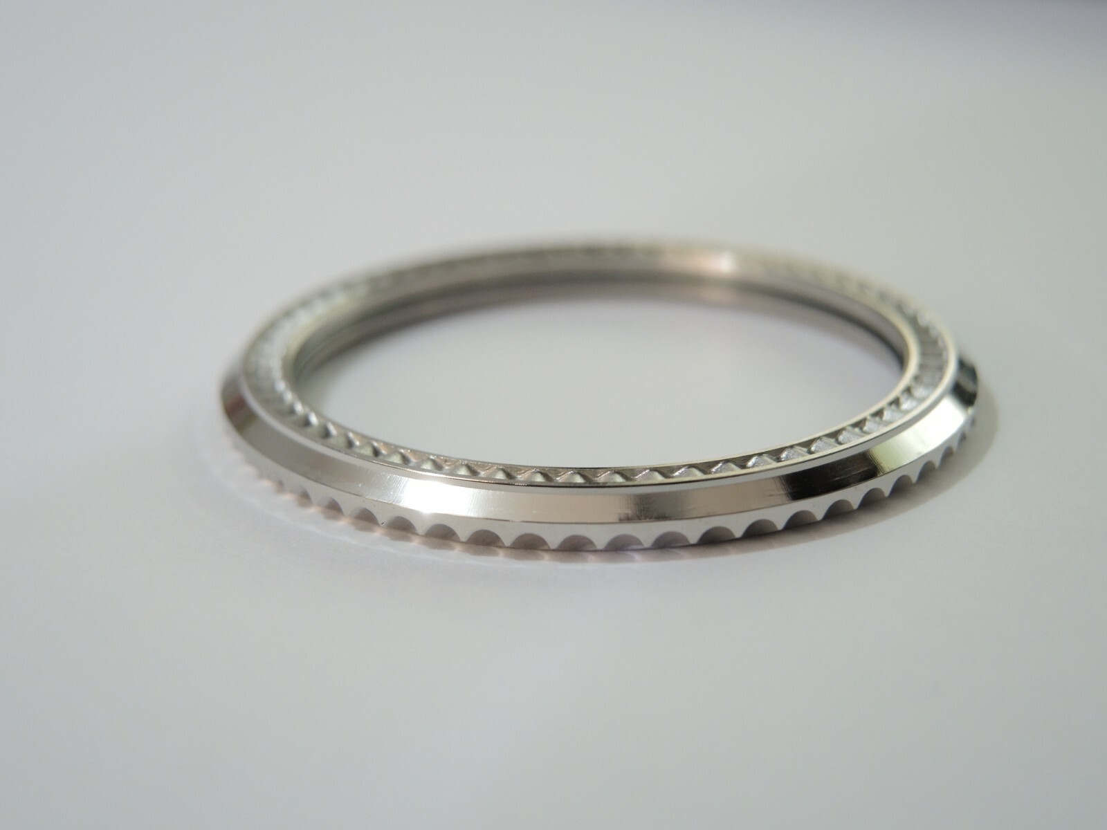 NEW STAINLESS ROTATING BEZEL SUBSTYLE LARGE DIVERS 10BAR SKX031-033 (7S26-0040)