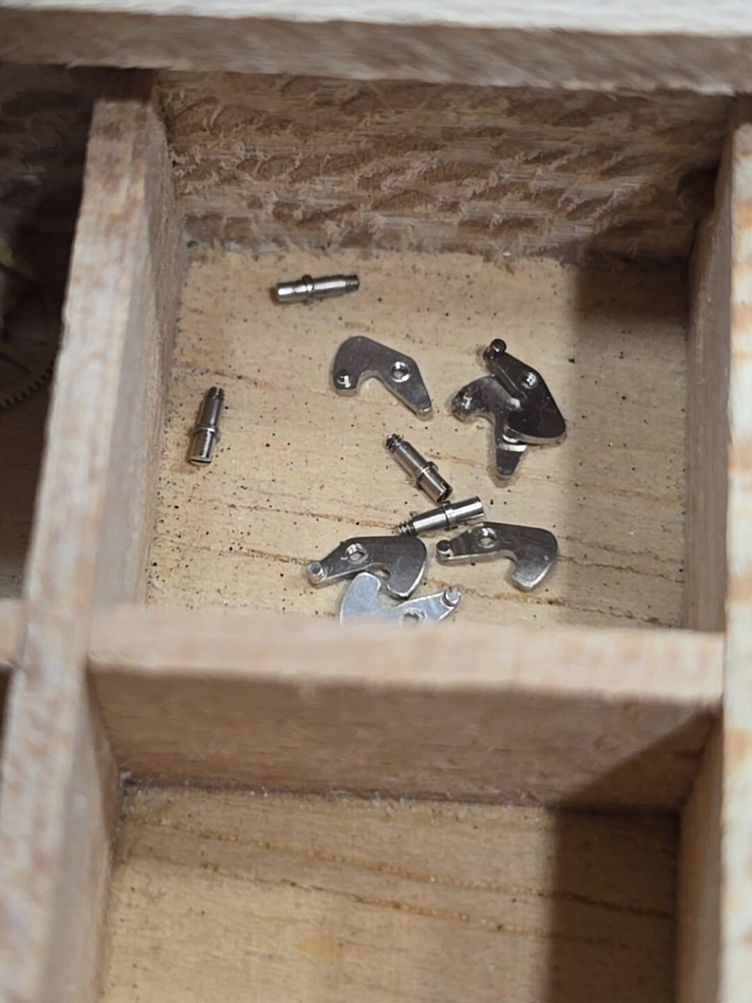 AR-Enicar 980 1010 Pull And Screw (1PCS) VINTAGE NOS