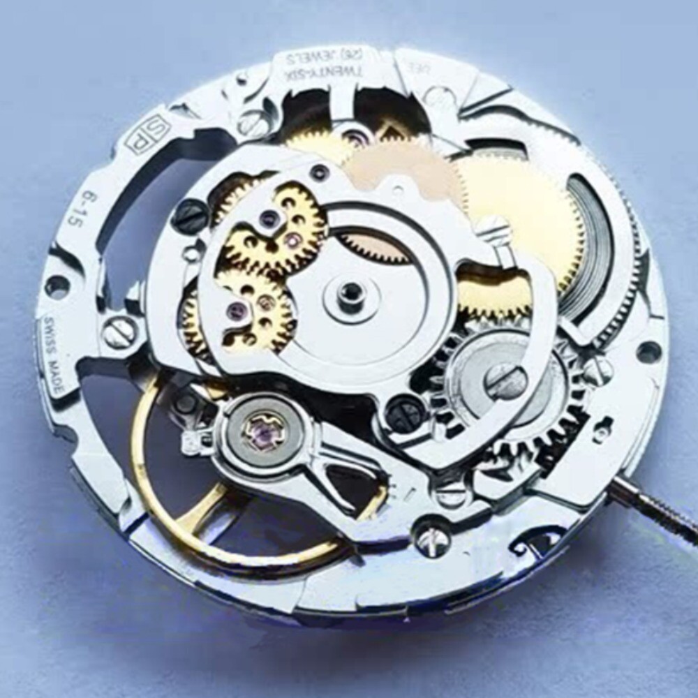 China Made Tianjin 2824 Hollow Mechanical Movement 3 Hands Silver No Calendar