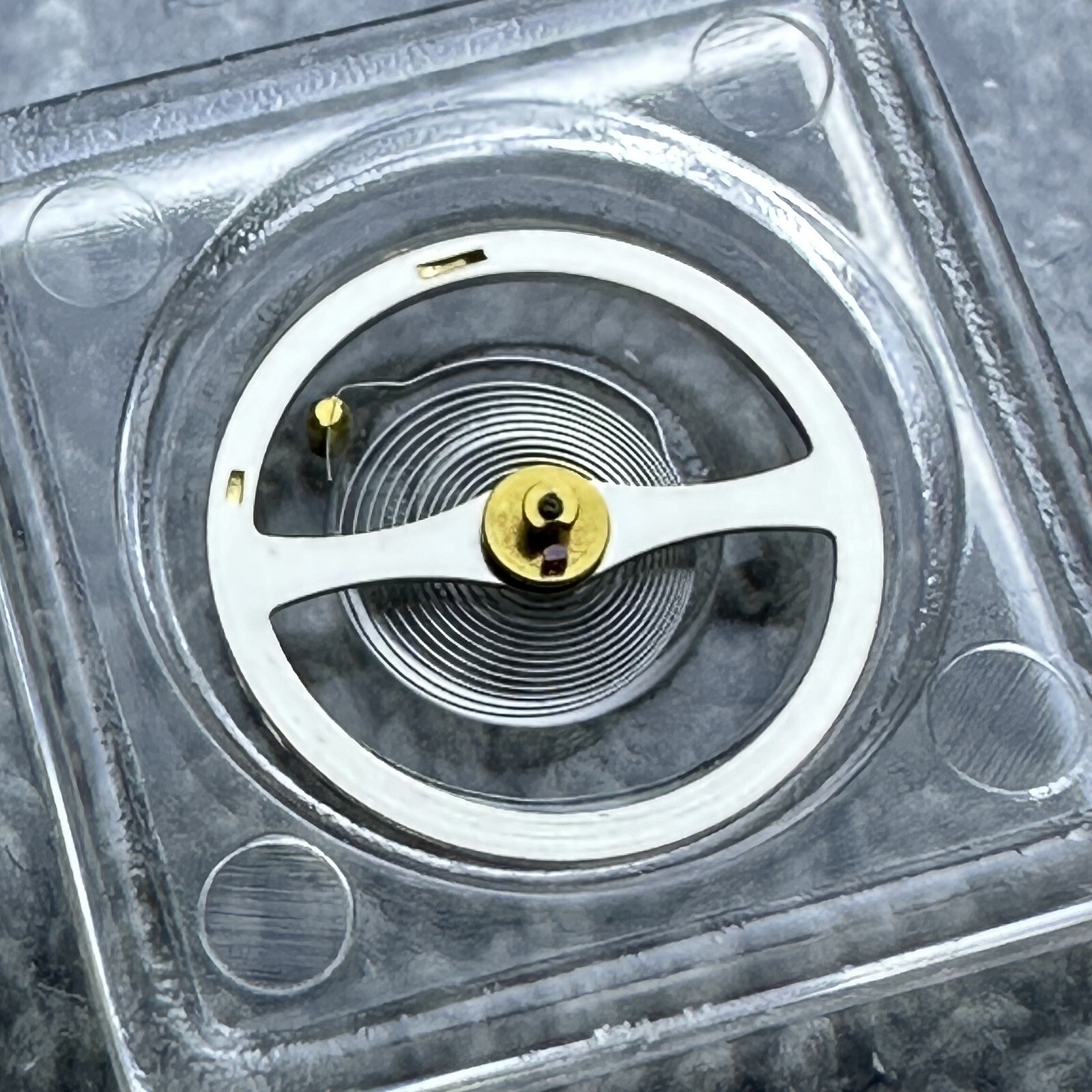 310020 GENUINE BALANCE WHEEL SEIKO7009 7002 7005 7015 7016 7017 7018 7S26A 7S36A