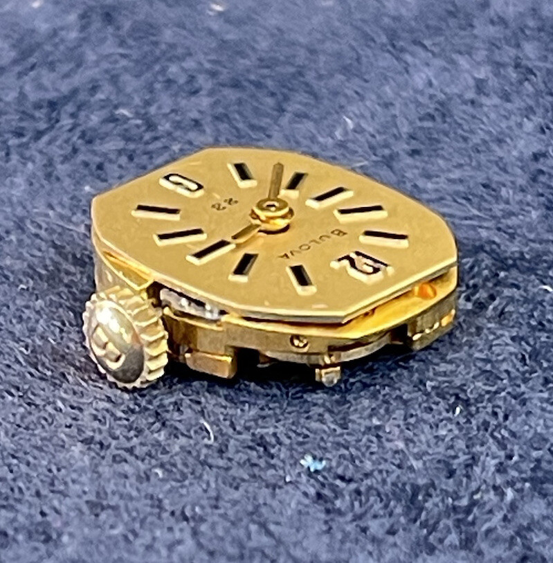 Vintage ART DECO BULOVA Velvet Box & BULOVA 5 AZ MOVEMENT 23