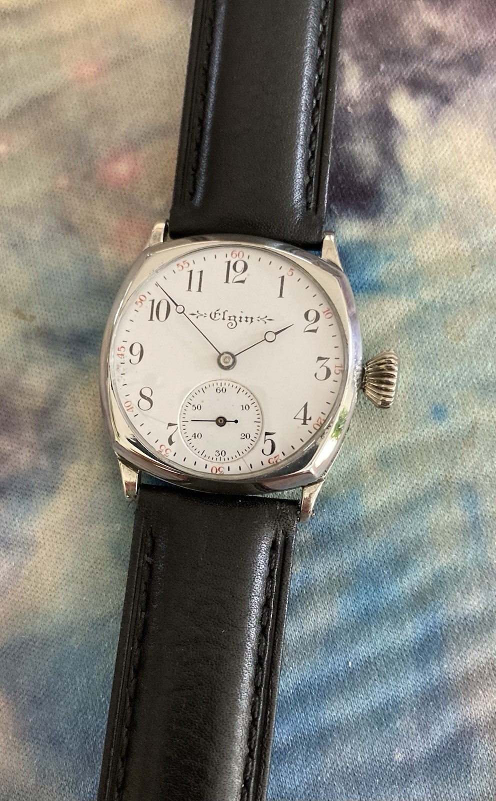 Elgin 1901 RR Dial Illinois W.C.Co Cushion Case 0 Size 11J Vintage Watch