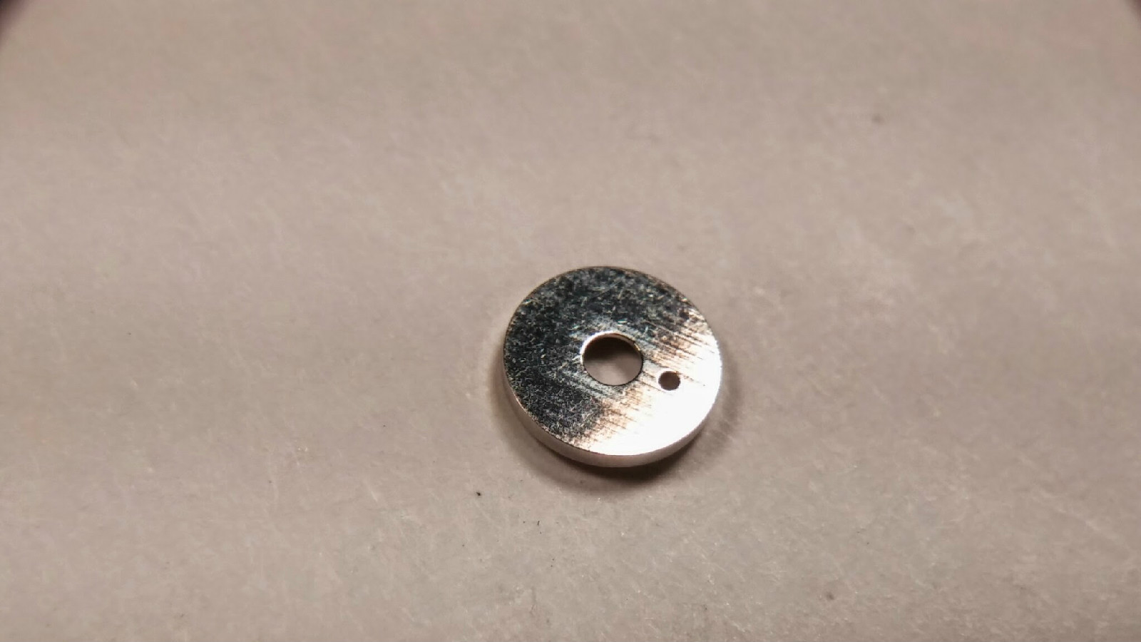 Pre-Owned Rolex Calibre 3185 finger for date 623, watch part