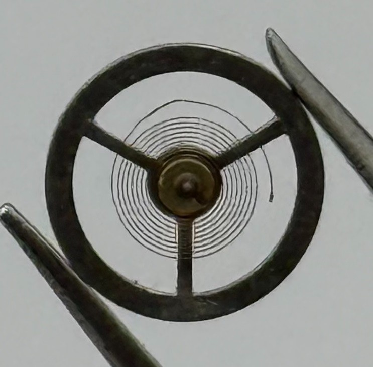 OC 1 Balance Wheel Complete And Spring 8¾’’’ Renata 1533 Watch Movement Parts