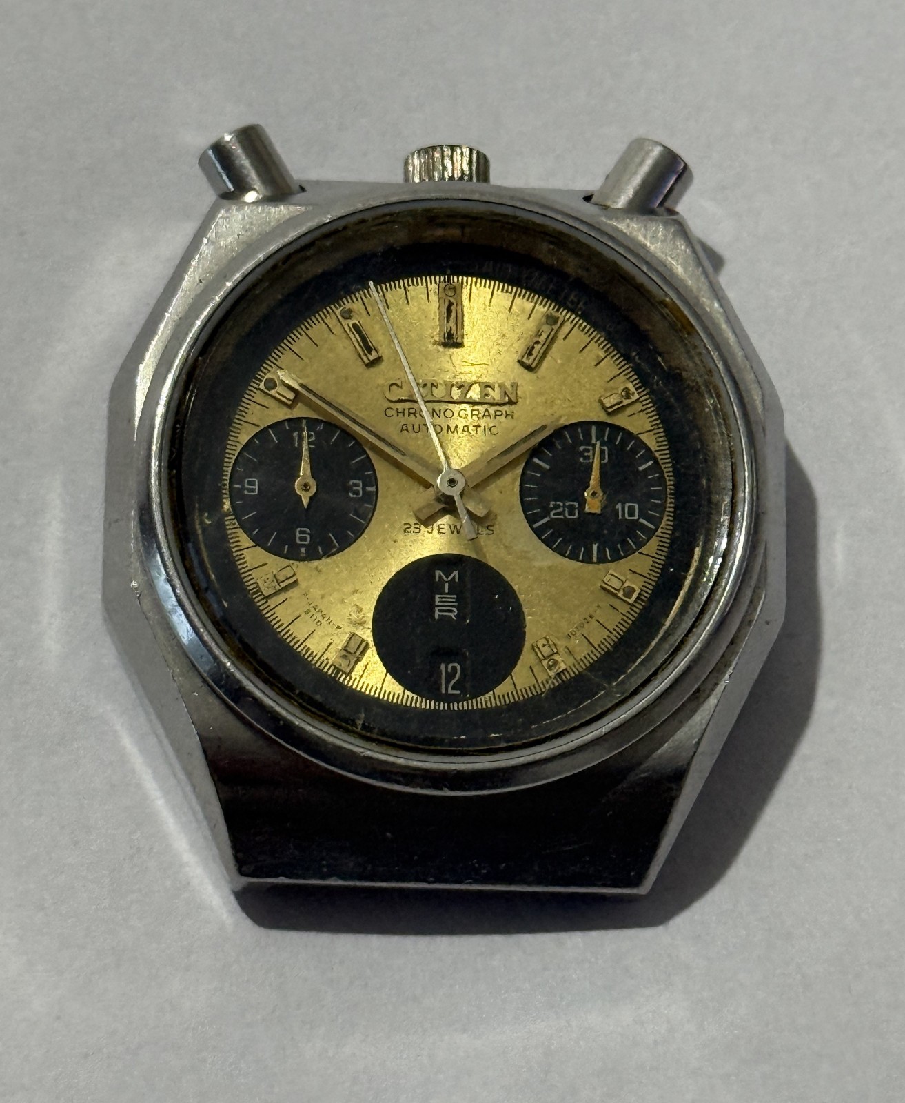 Citizen Bullhead Chronograph octogonal 67-9356 – NOT WORK for parts – IT AS IS