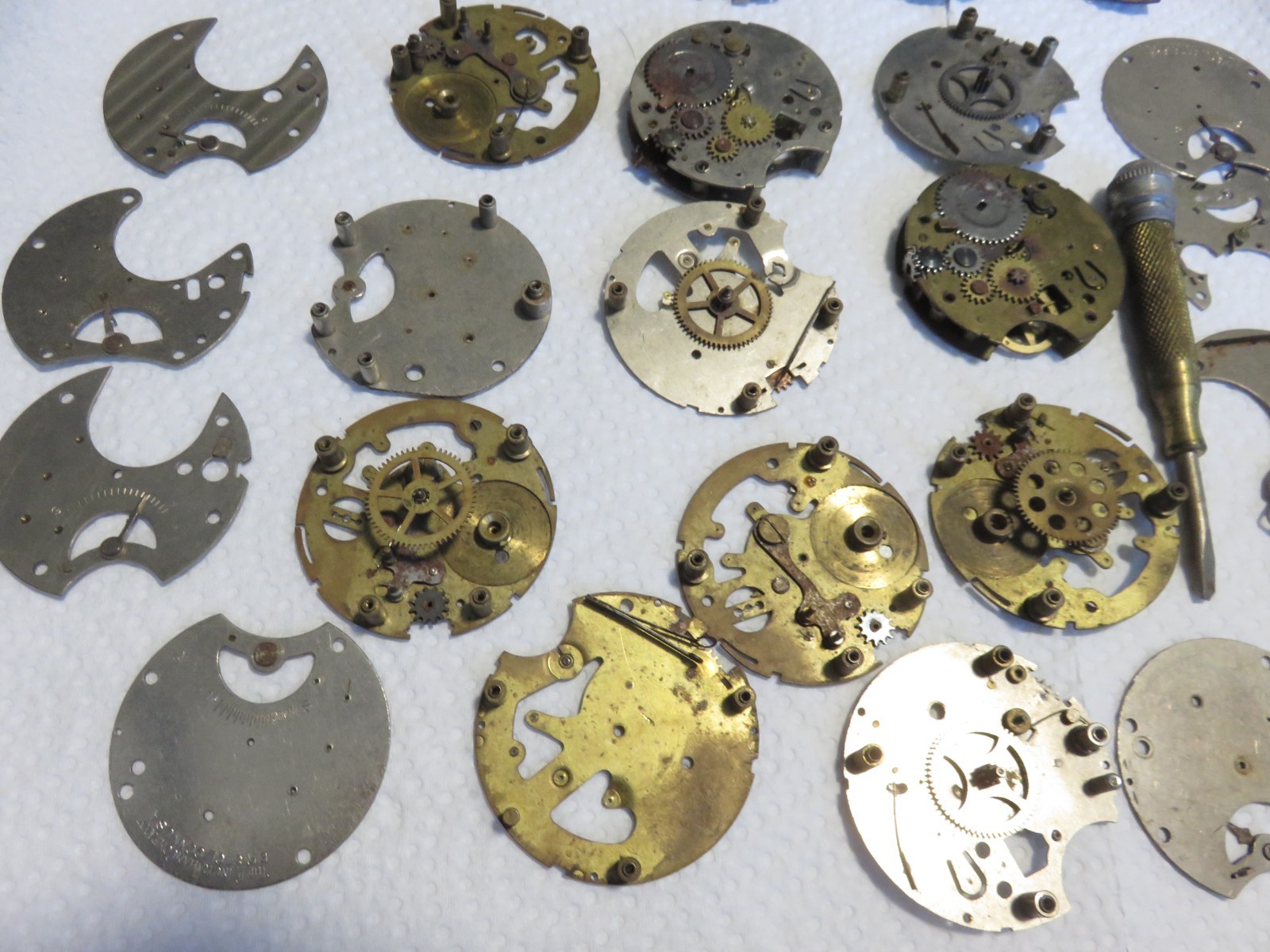 AS IS FOR PARTS LOT ANTIQUE POCKET WATCH PARTS SOME INGRAHAM
