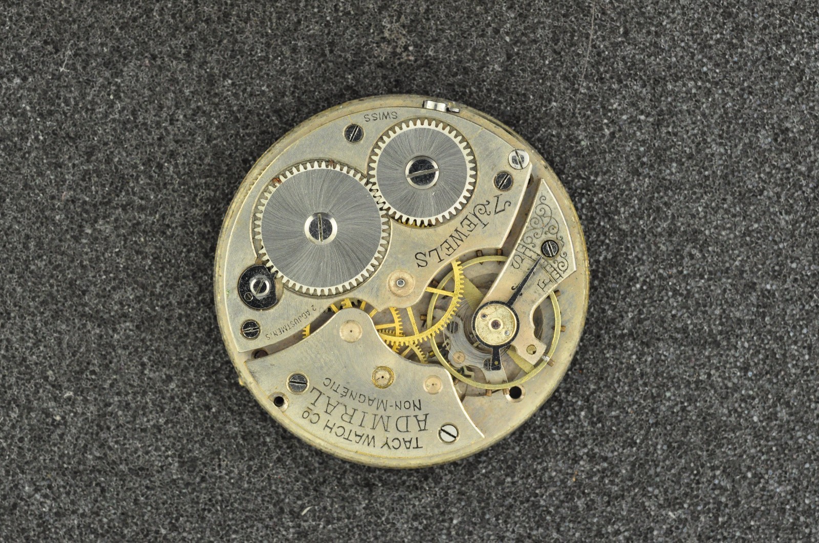 VINTAGE 39.77MM TACY WATCH CO. POCKET WATCH MOVEMENT – NOT RUNNING