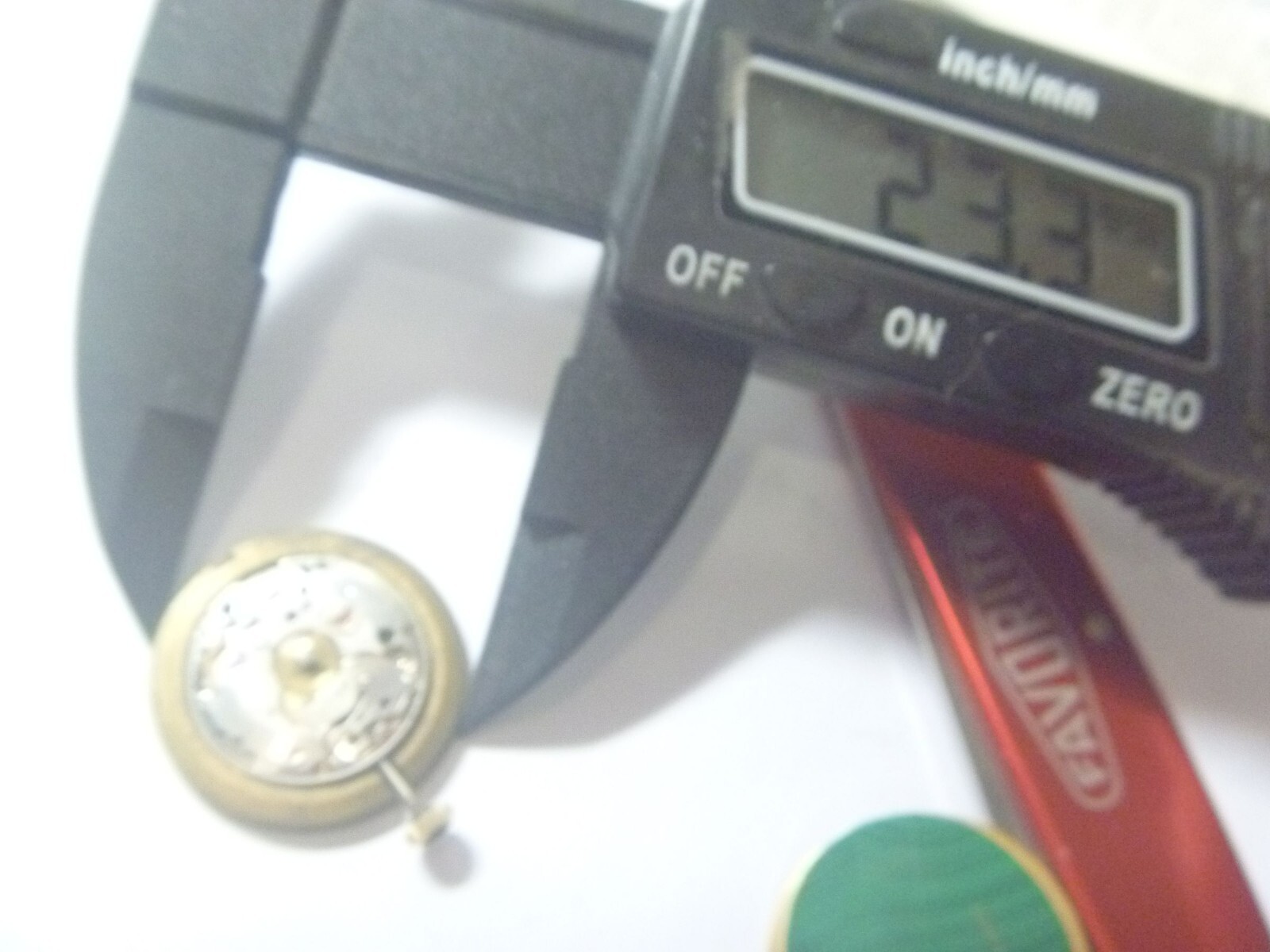 1970s Concord 17 Jewels Swiss Cal 33 7 ¾ Lignes Movement, Dmgd Green Dial- RUNS!