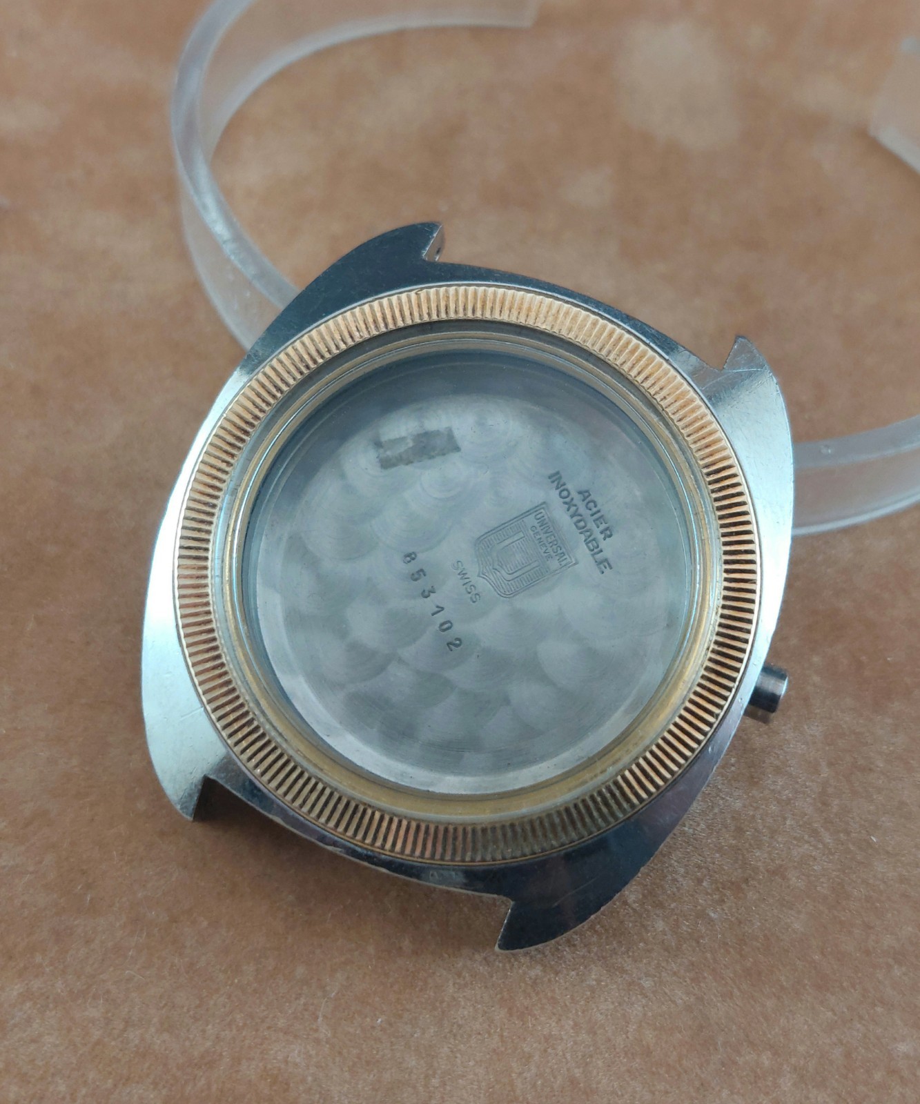 Original UNIVERSAL Geneve Steel/Gold CASE for Unisonic Electronic. Ca 1970’s