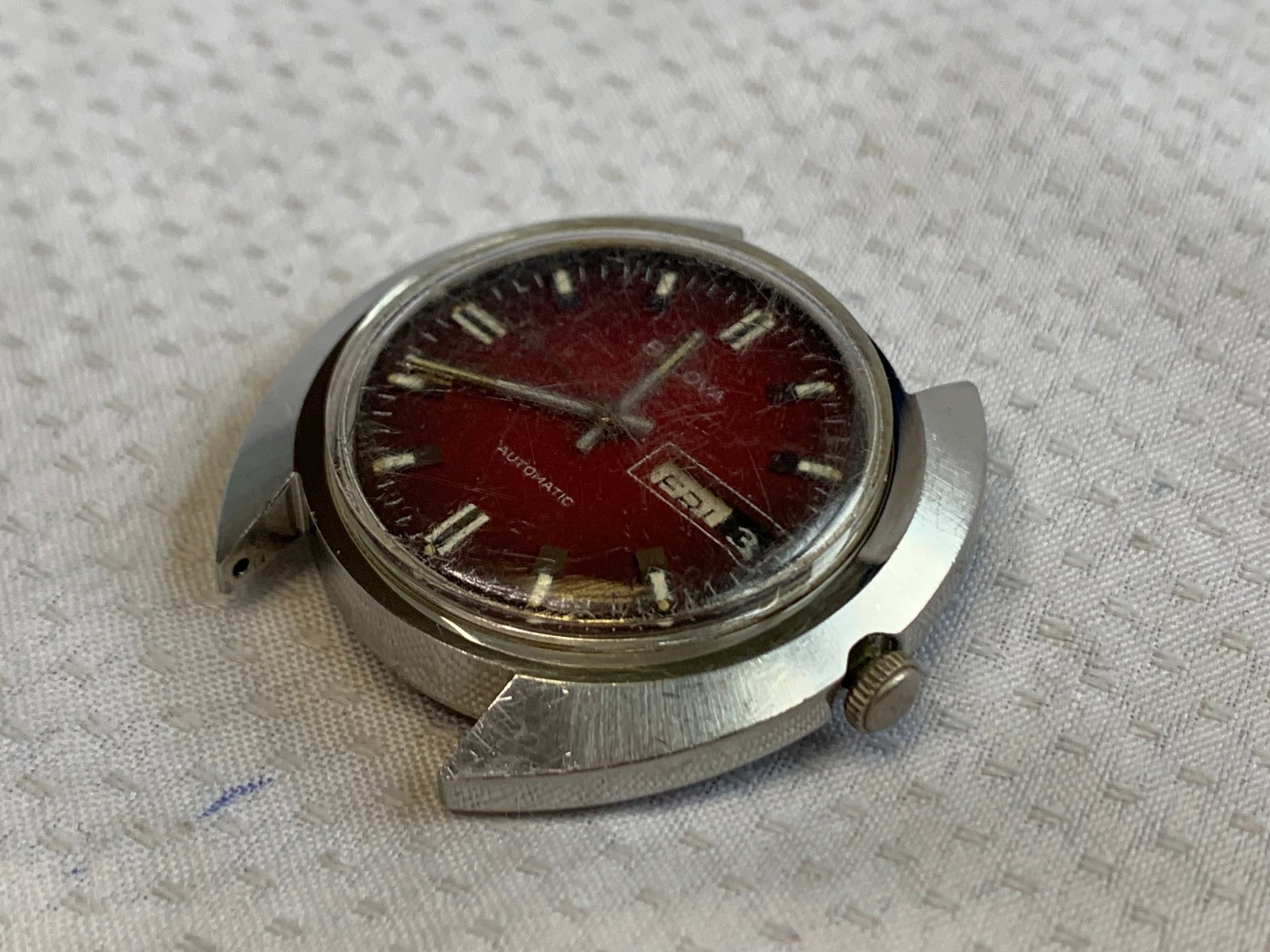Vtg Bulova Mens Automatic Watch Face Red Dial Day Date Calendar *RUNNING*