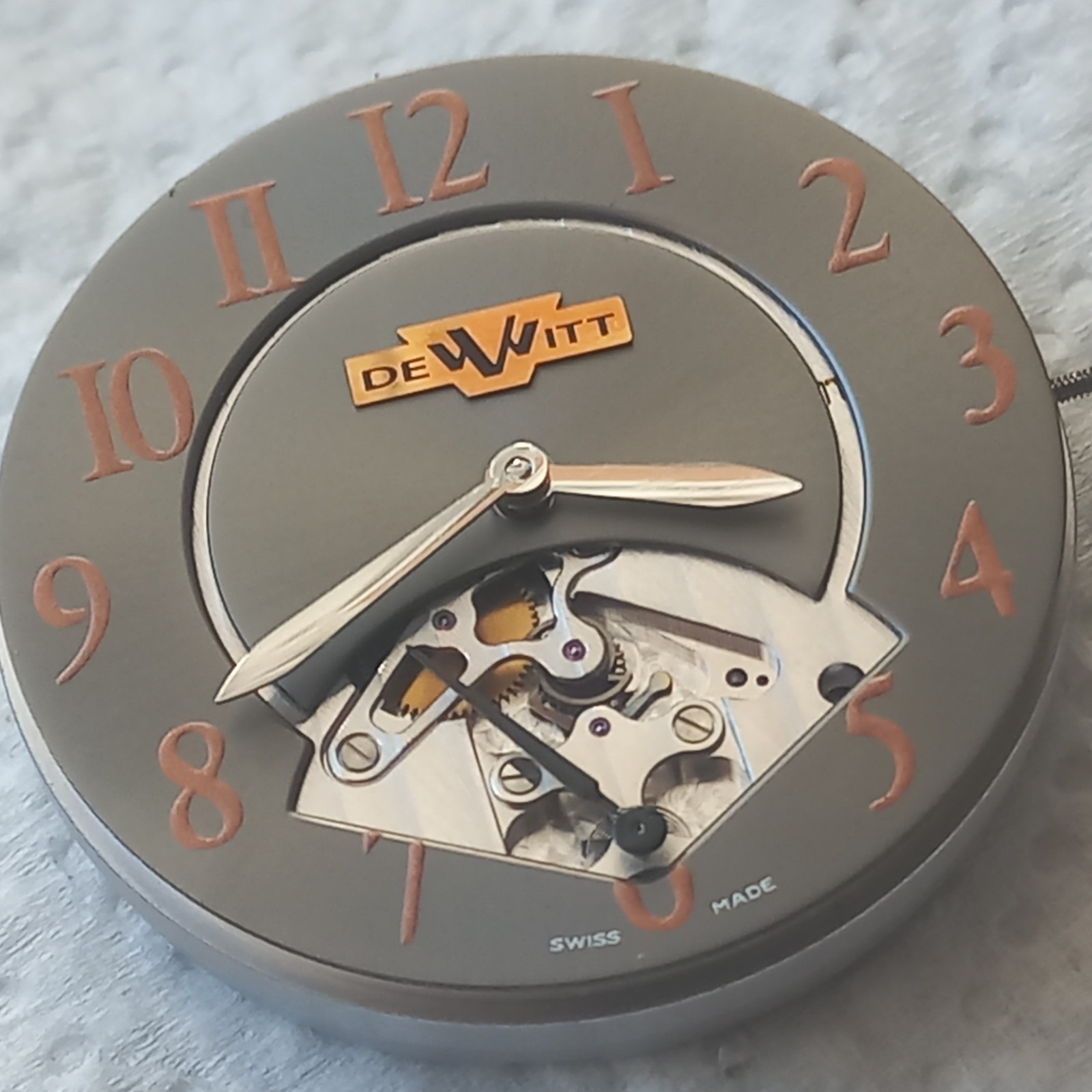 DeWitt Retrograde Watch Movement – Complete Set Dial + Movement + Metal Holder